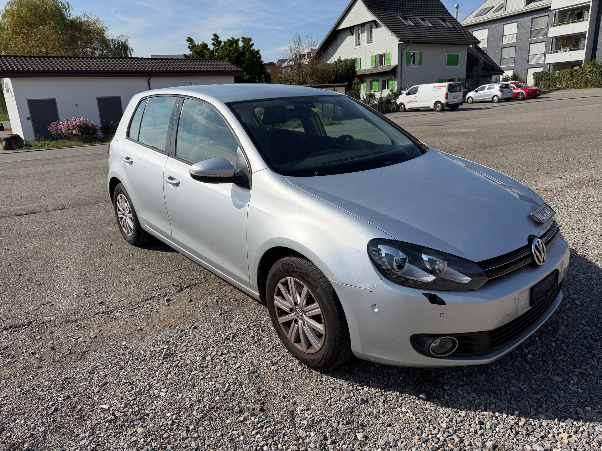 VW Golf 1.2 TSI BlueMotion Technology Team DSG-image-2