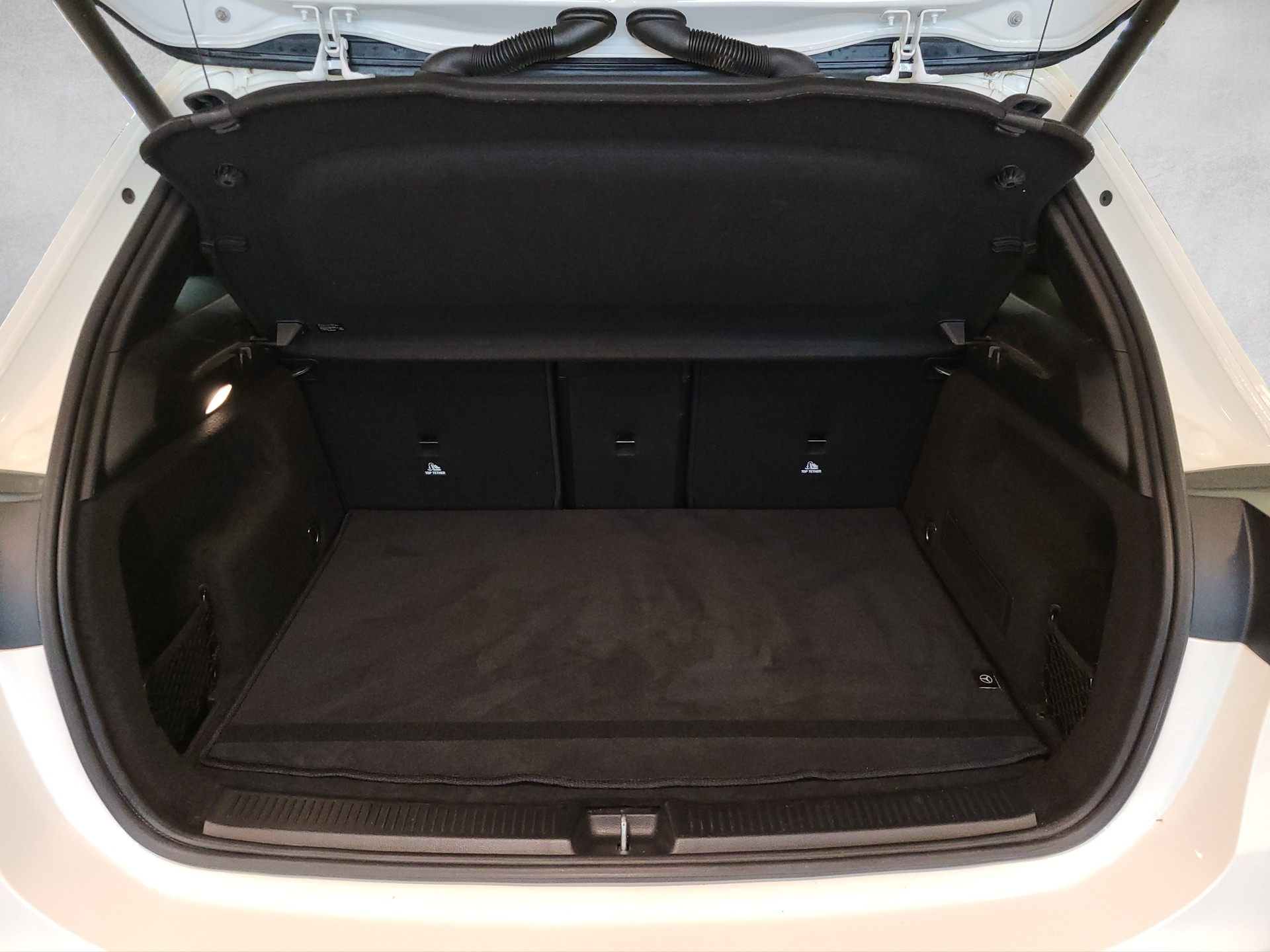 MERCEDES-BENZ B 220 4M AMG W247-image-12