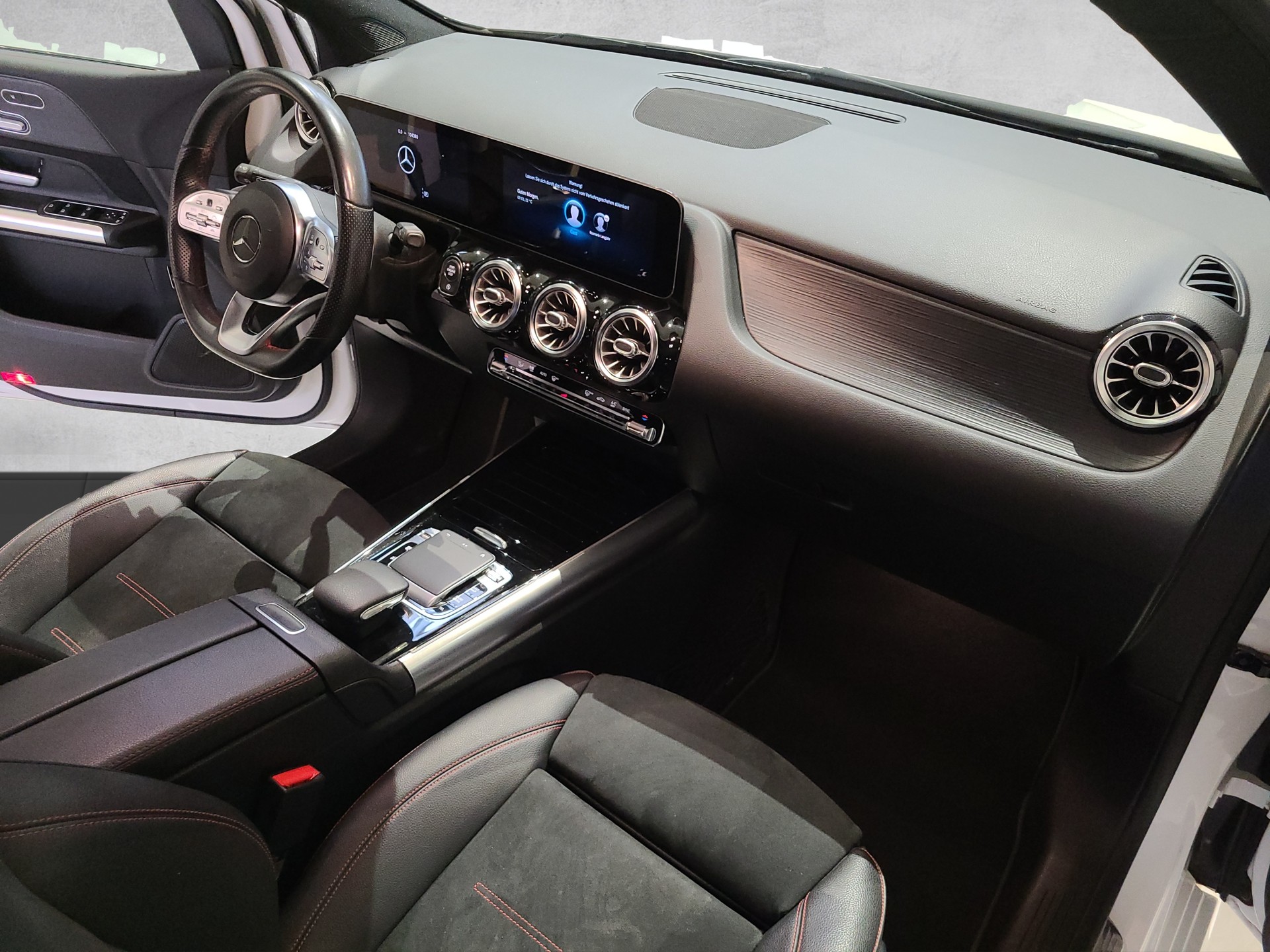 MERCEDES-BENZ B 220 4M AMG W247-image-9