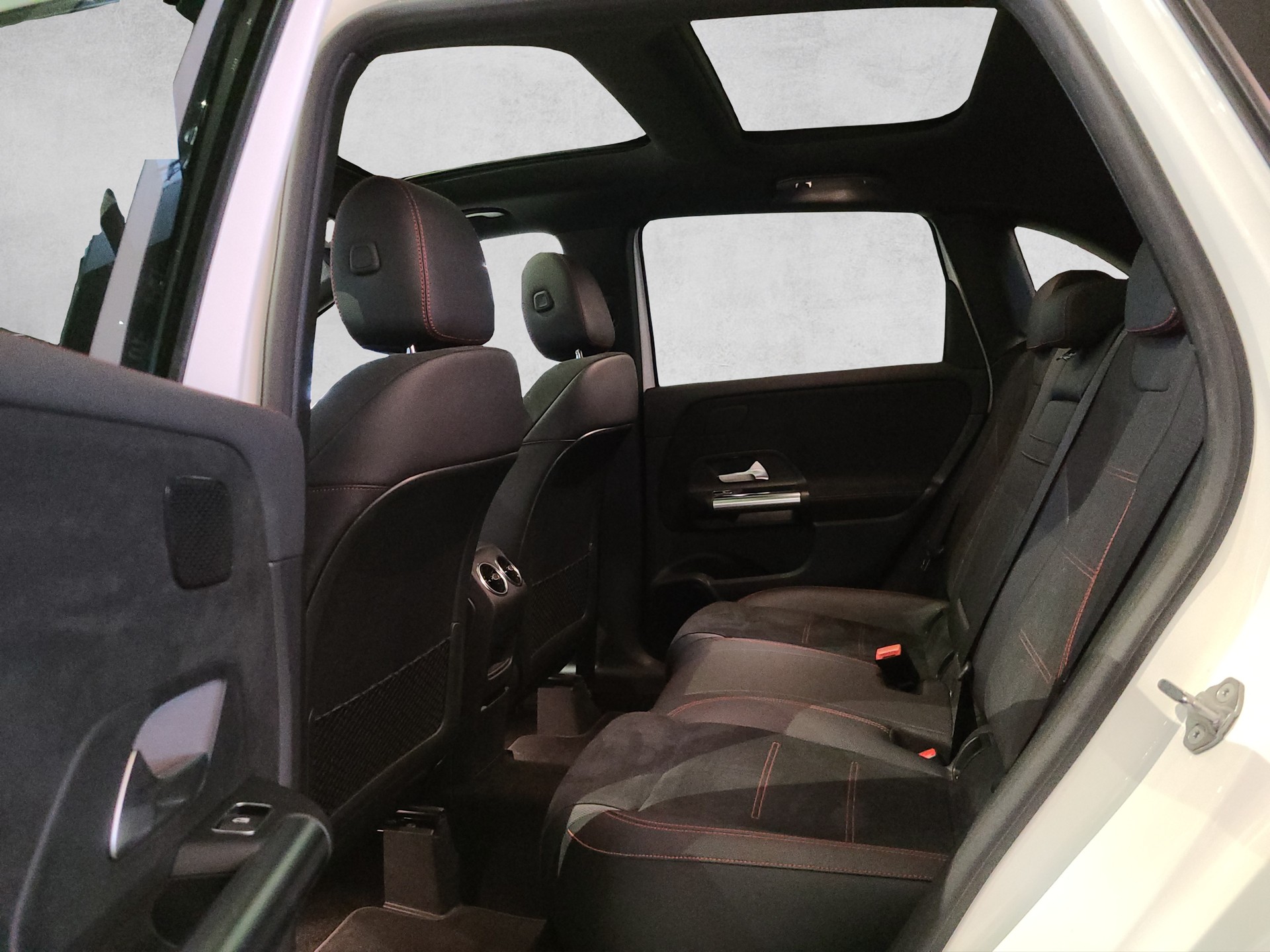 MERCEDES-BENZ B 220 4M AMG W247-image-11