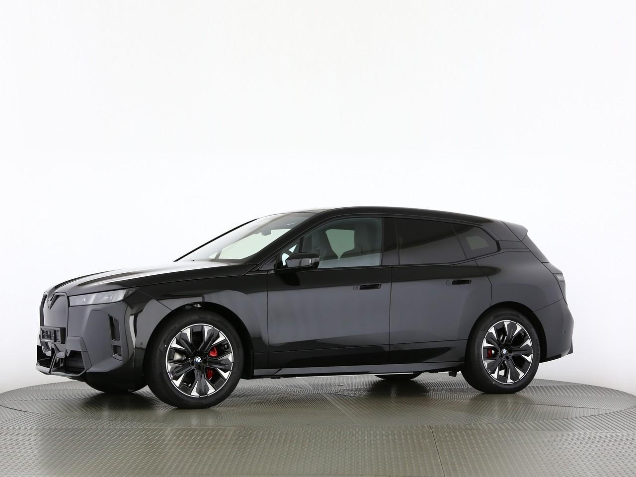 BMW iX xDrive45-image-4