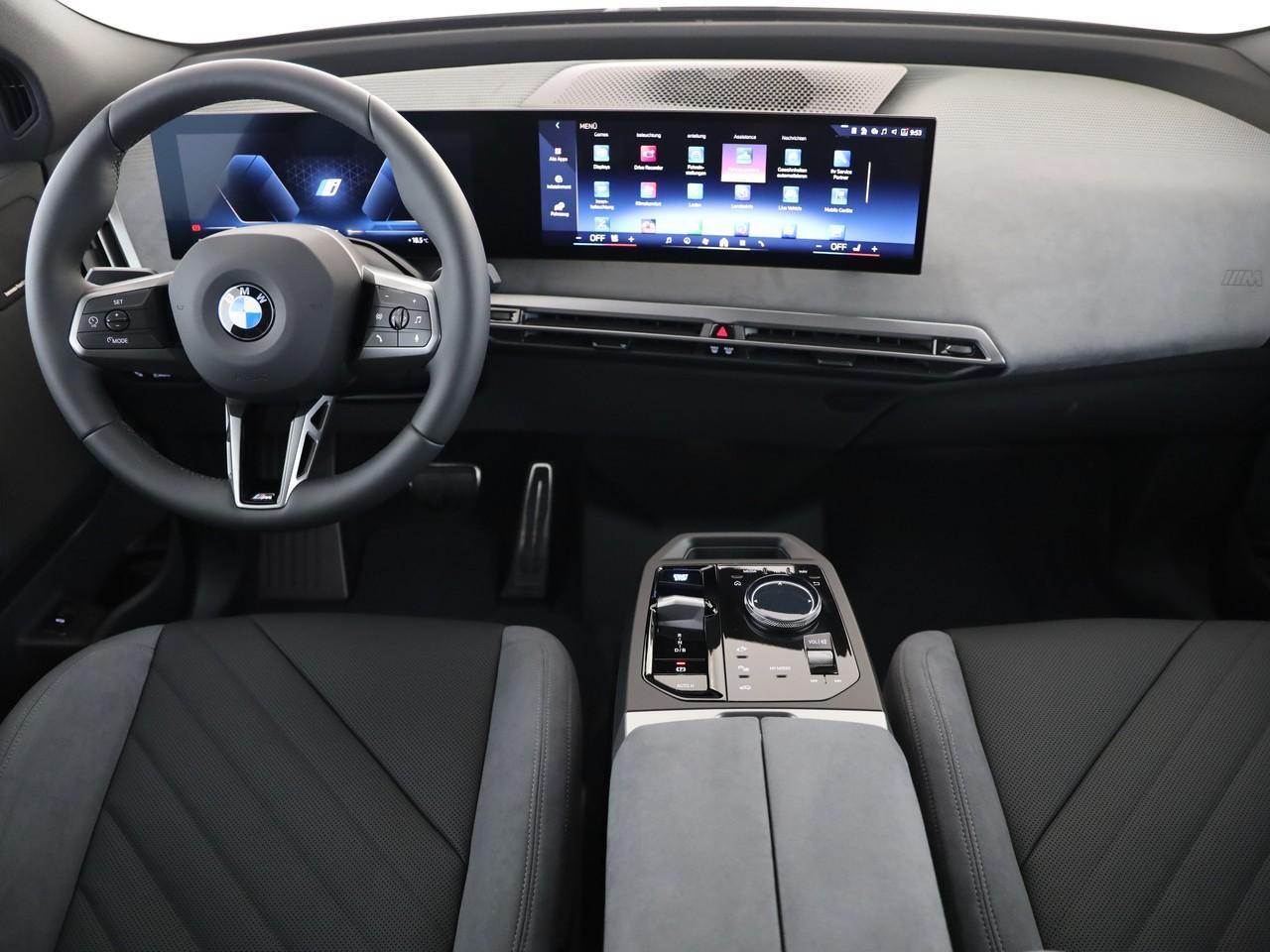 BMW iX xDrive45-image-24