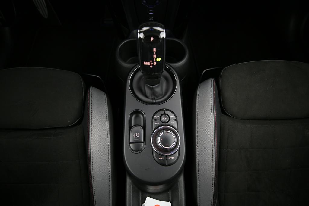 MINI Cabrio F57 2.0i John Cooper Works SAG-image-13