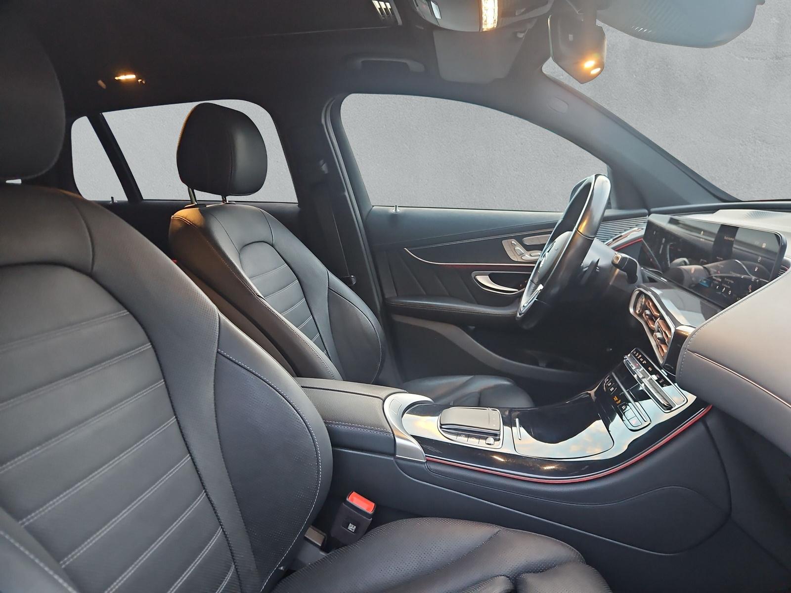 MERCEDES-BENZ EQC 400 AMG Line 4matic (CH)-image-12