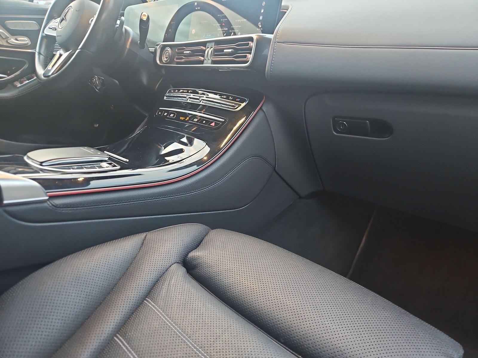 MERCEDES-BENZ EQC 400 AMG Line 4matic (CH)-image-14