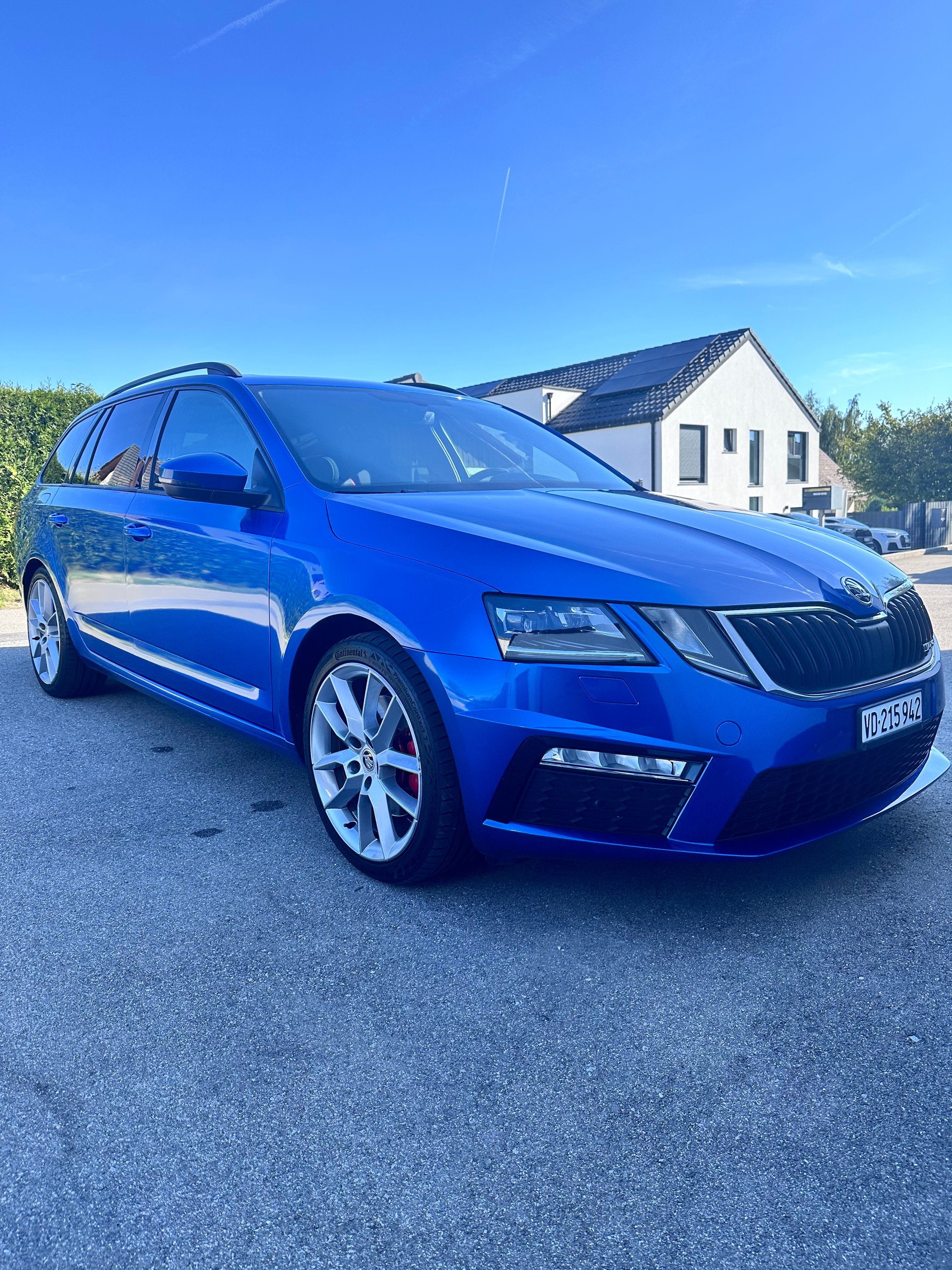SKODA 2.0 TDI 184 RS Prag 4x4 DSG-image-3