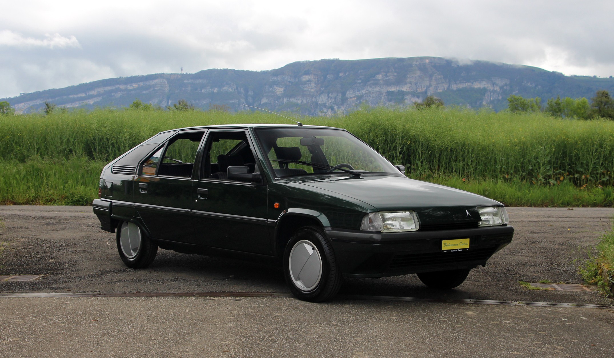 Car photo