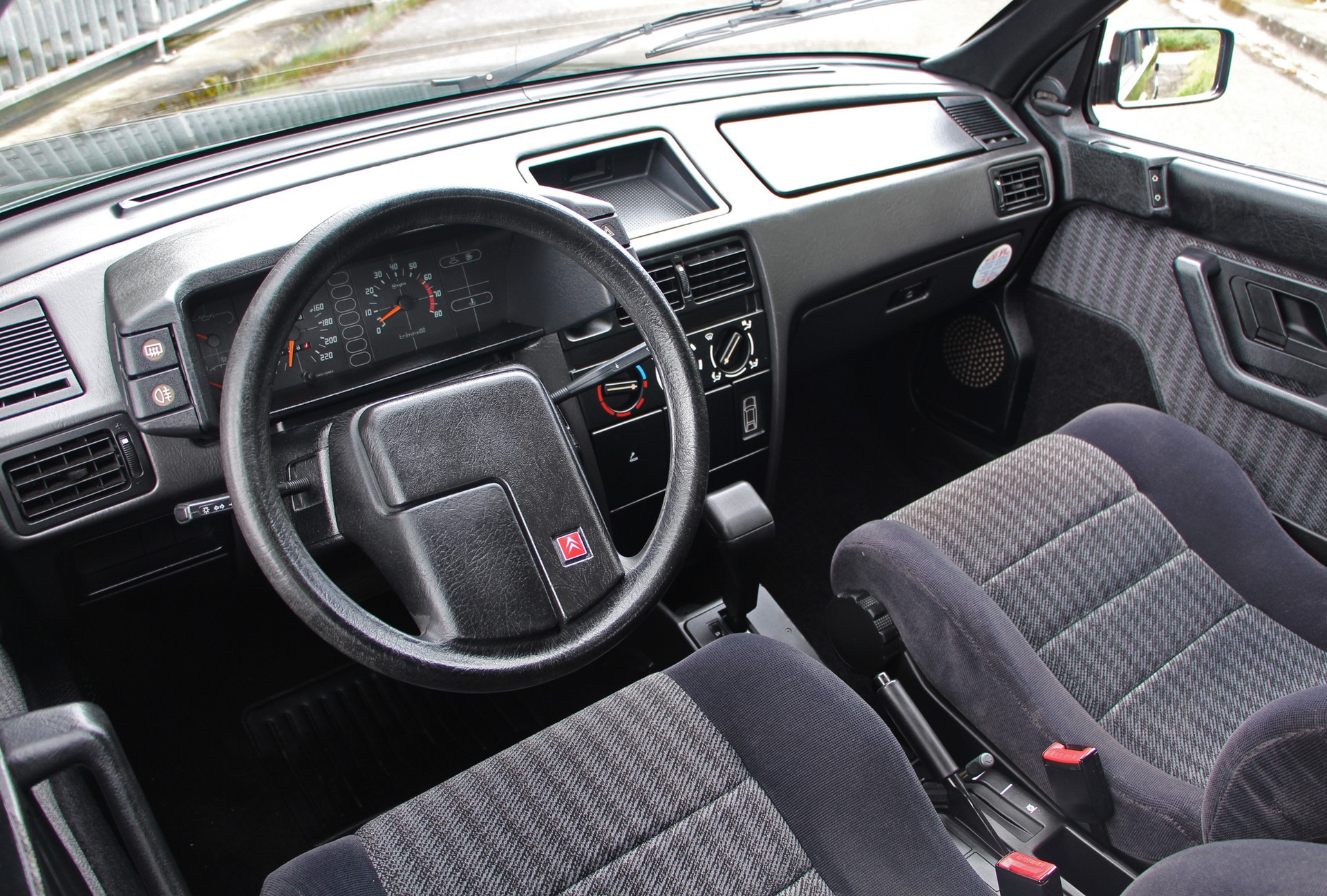 CITROEN BX Sedan 16 STAR (TZI)-image-6