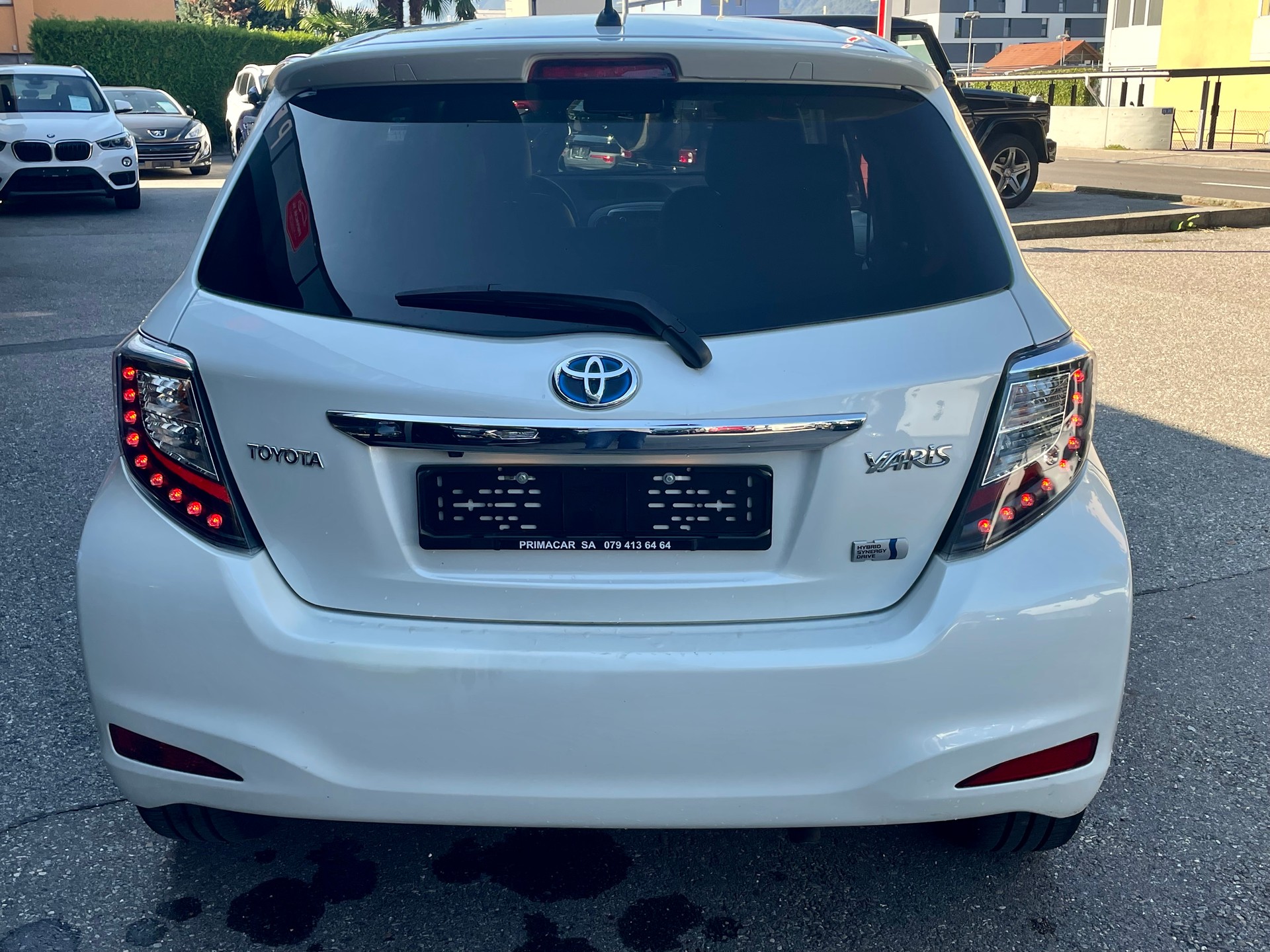 TOYOTA Yaris 1.5 VVT-i Hybrid Sol Premium CVT-image-8