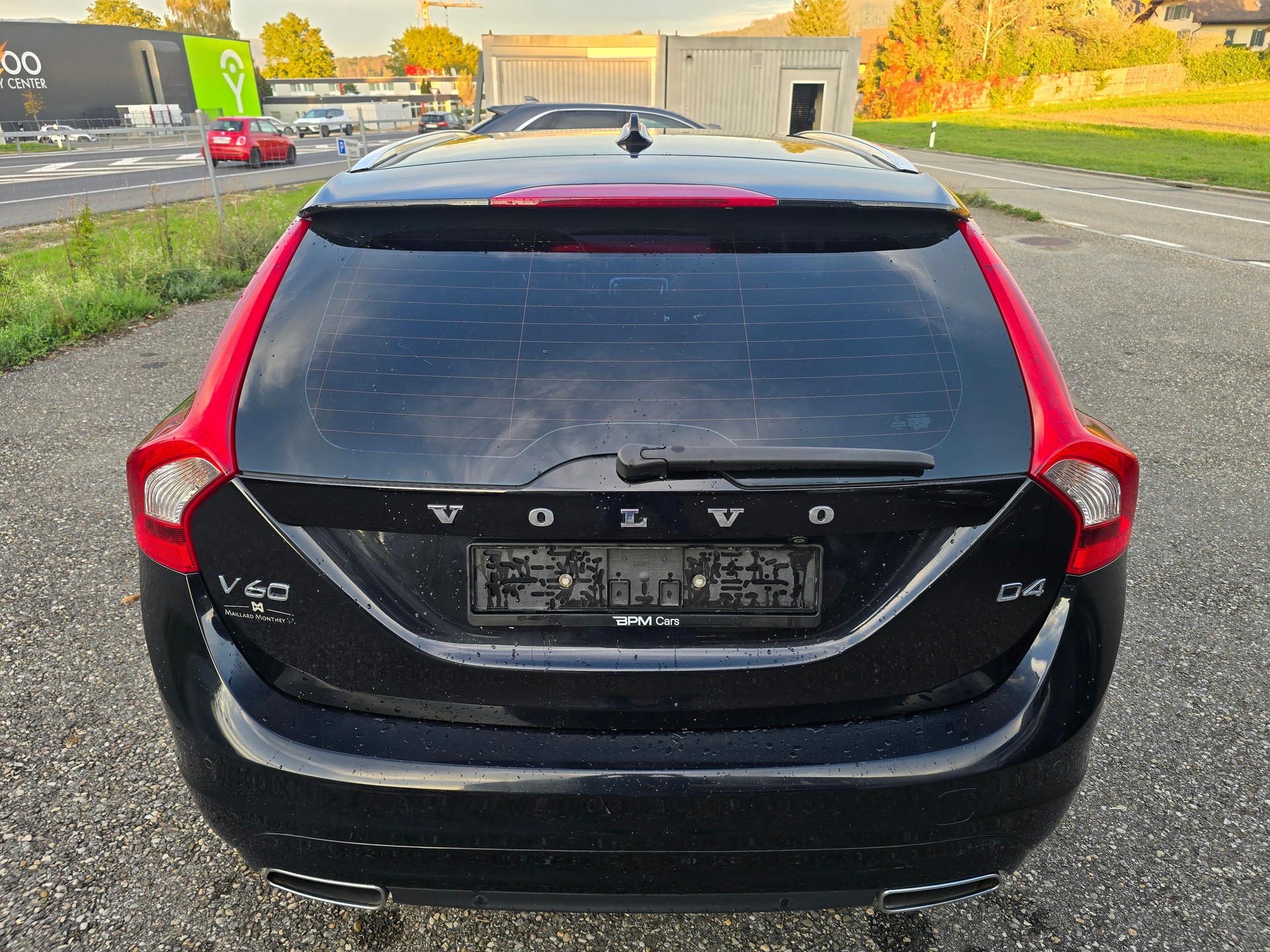 VOLVO V60 D4 OceanRace Geartronic-image-8