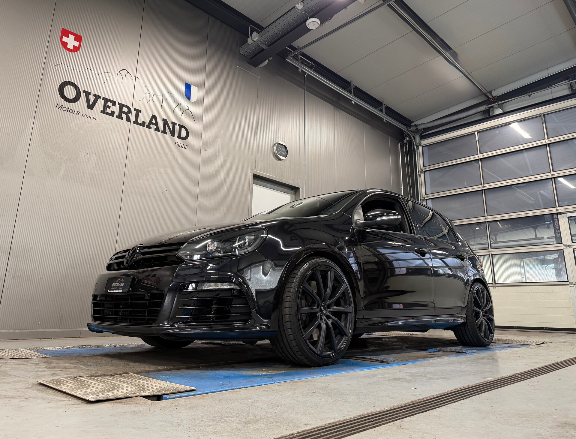 VW Golf 2.0 TSI R 4Motion DSG-image-14
