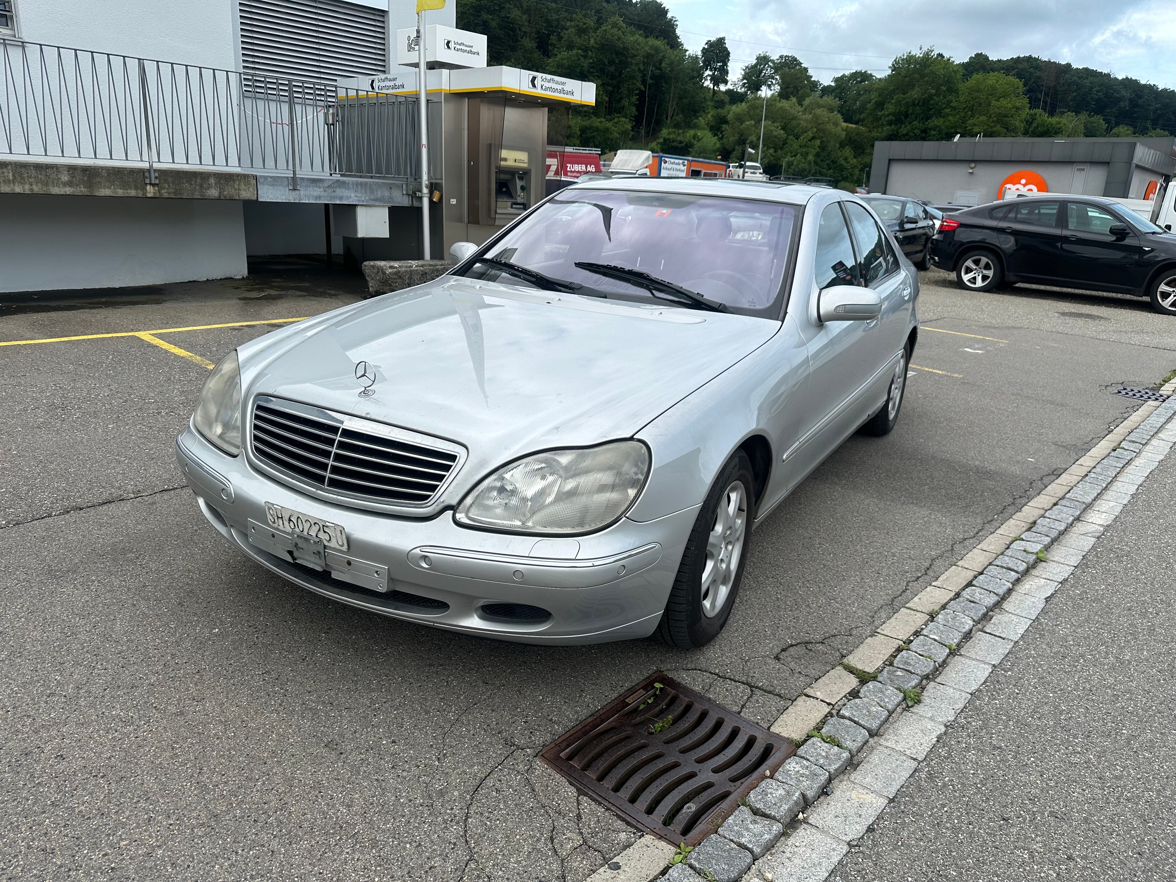 Car photo