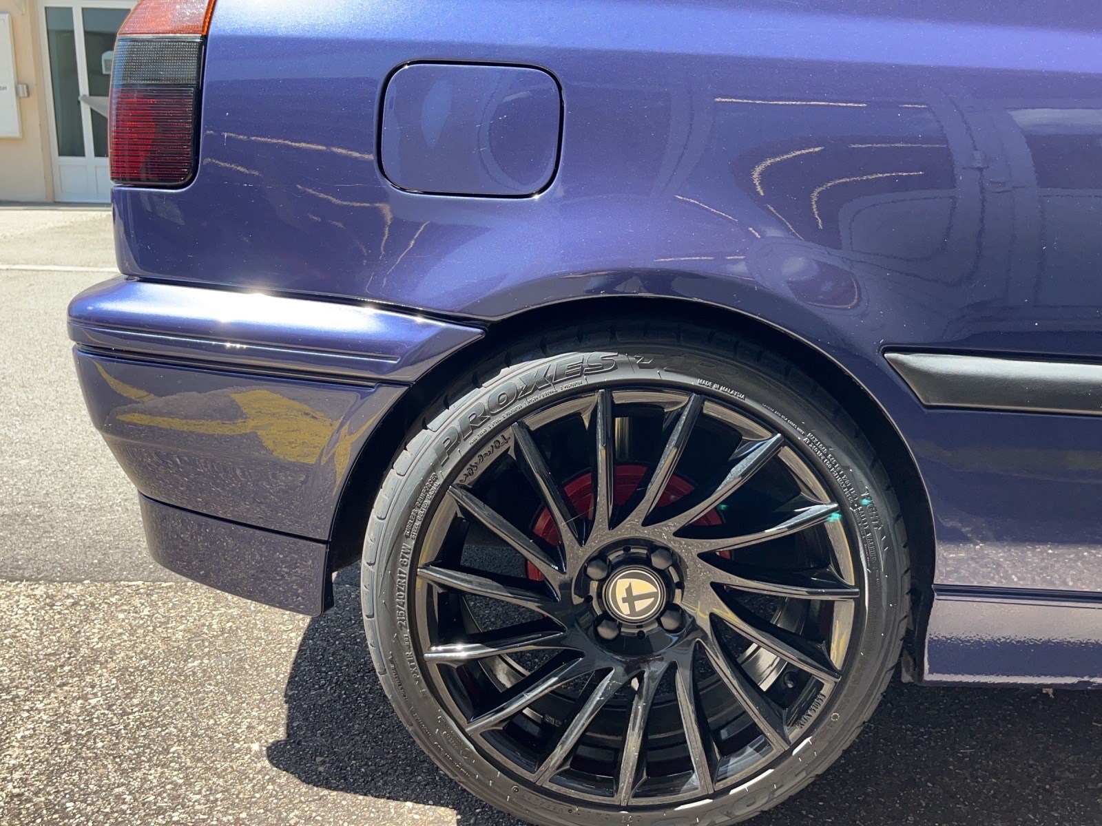 VW Golf Cabriolet 2000 Pink Floyd-image-24