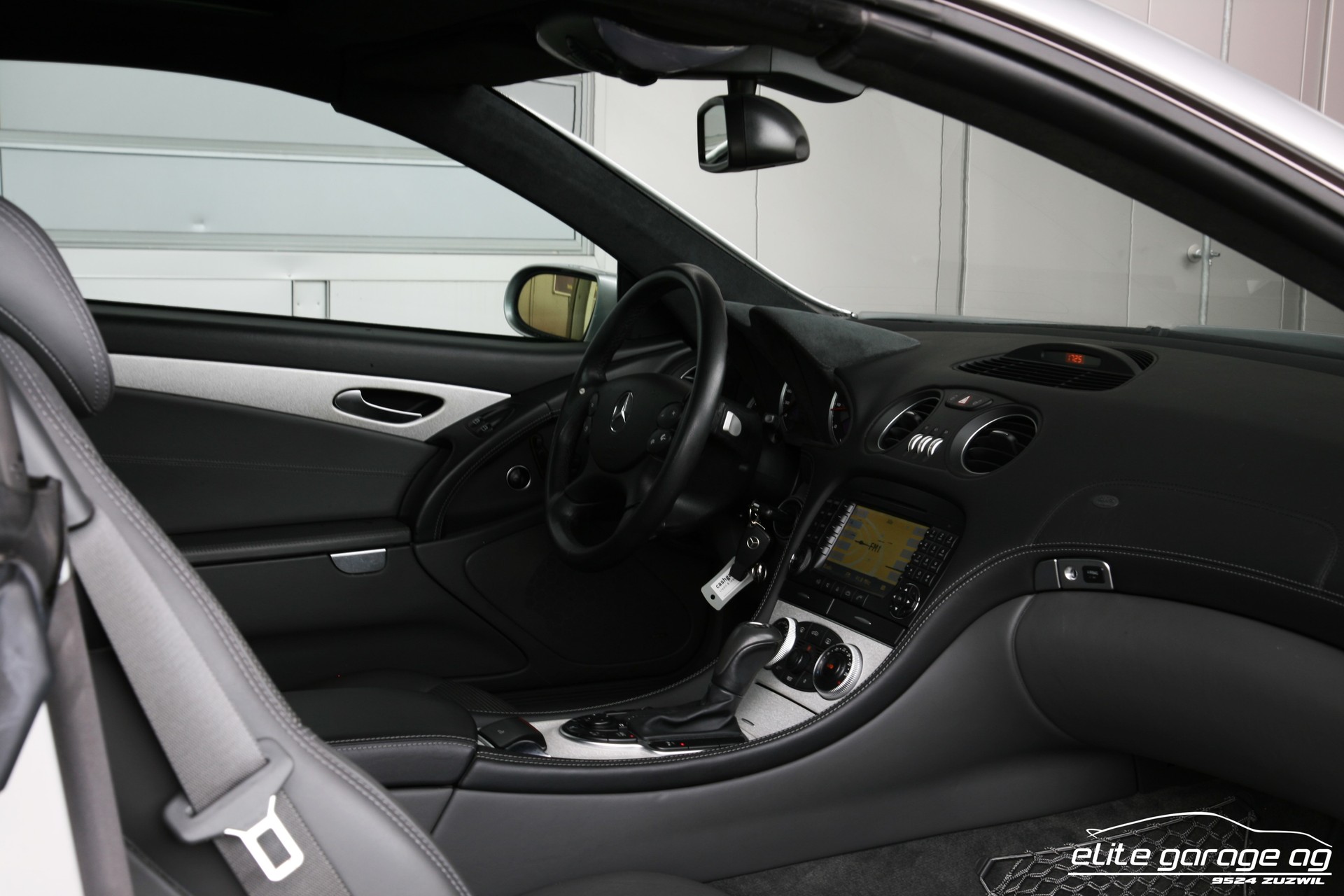 MERCEDES-BENZ SL 65 AMG Automatic-image-14