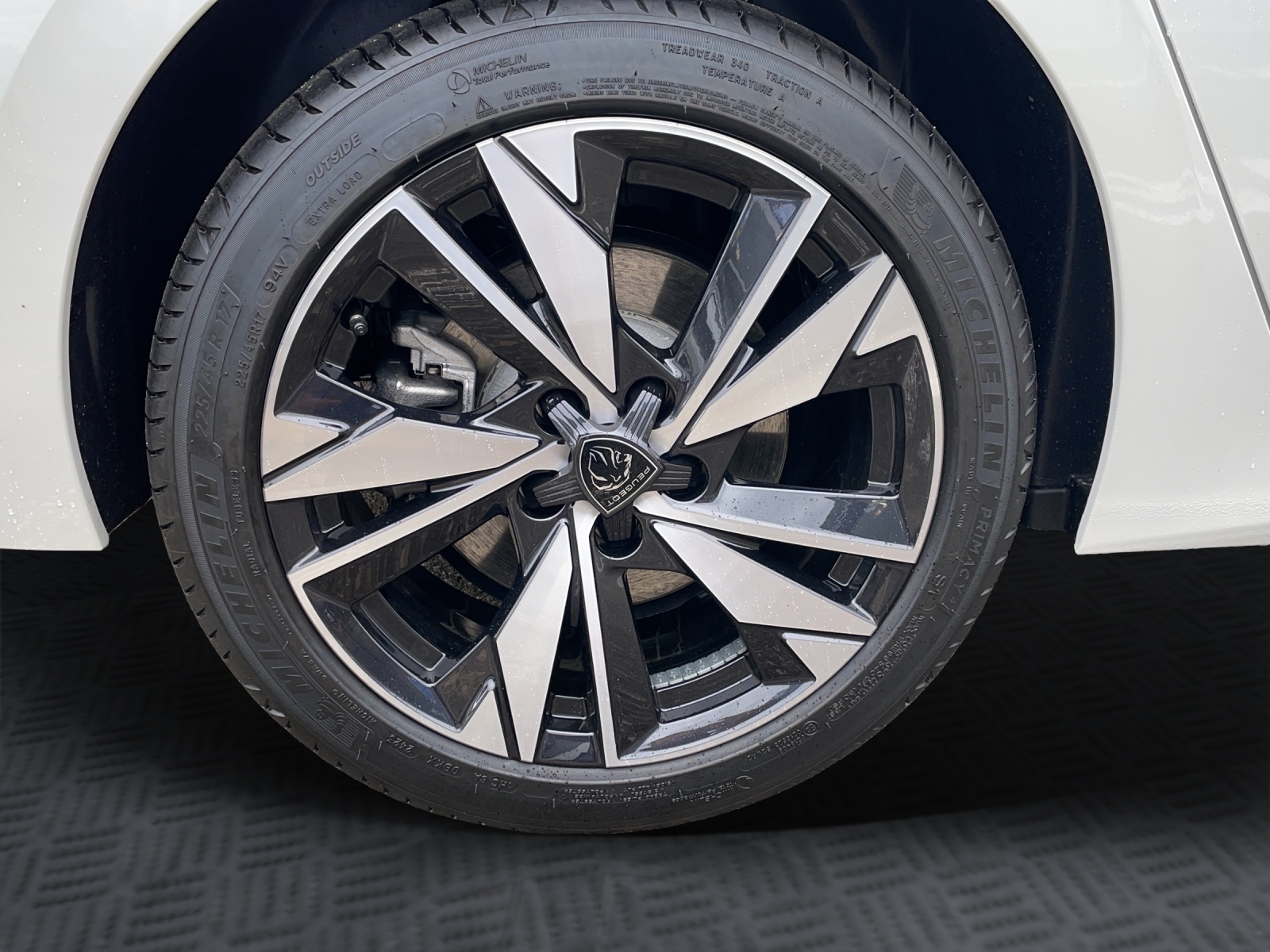 PEUGEOT 308 NEW 1.6 PHEV180 Active P-image-9