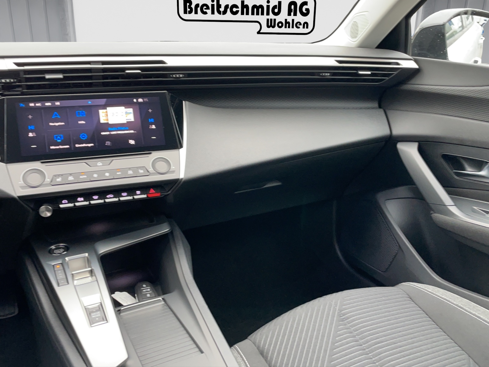 PEUGEOT 308 NEW 1.6 PHEV180 Active P-image-6