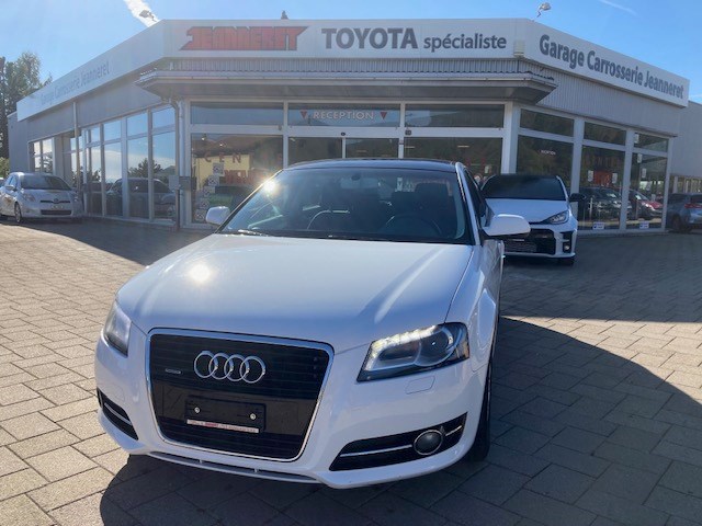 AUDI A3 Sportback 1.8 TFSI Attraction quattro-image-0