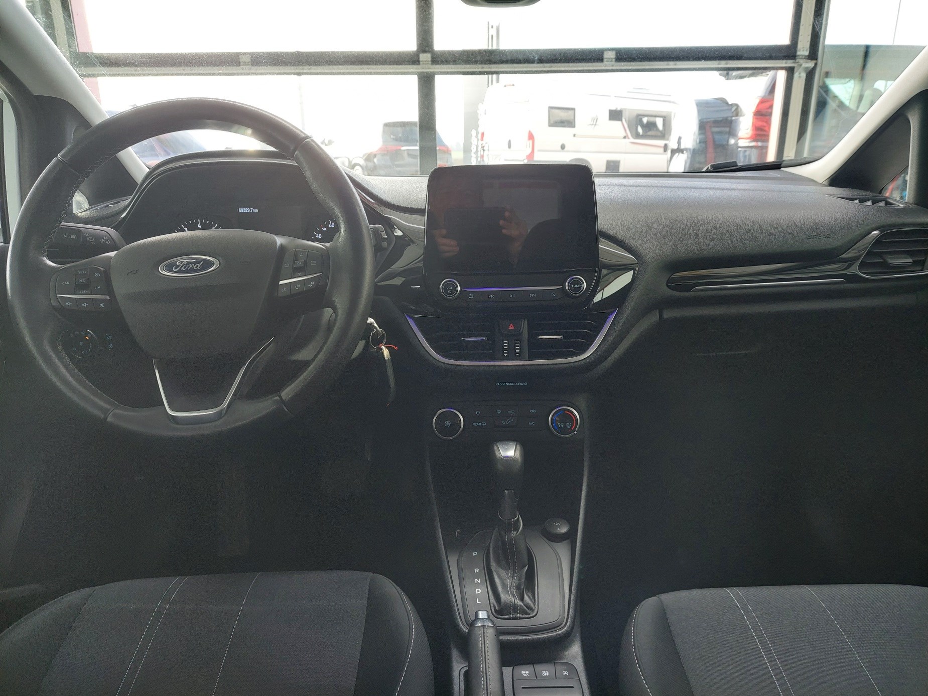 FORD Fiesta 1.0 SCTi Cool & Connect Automat-image-9
