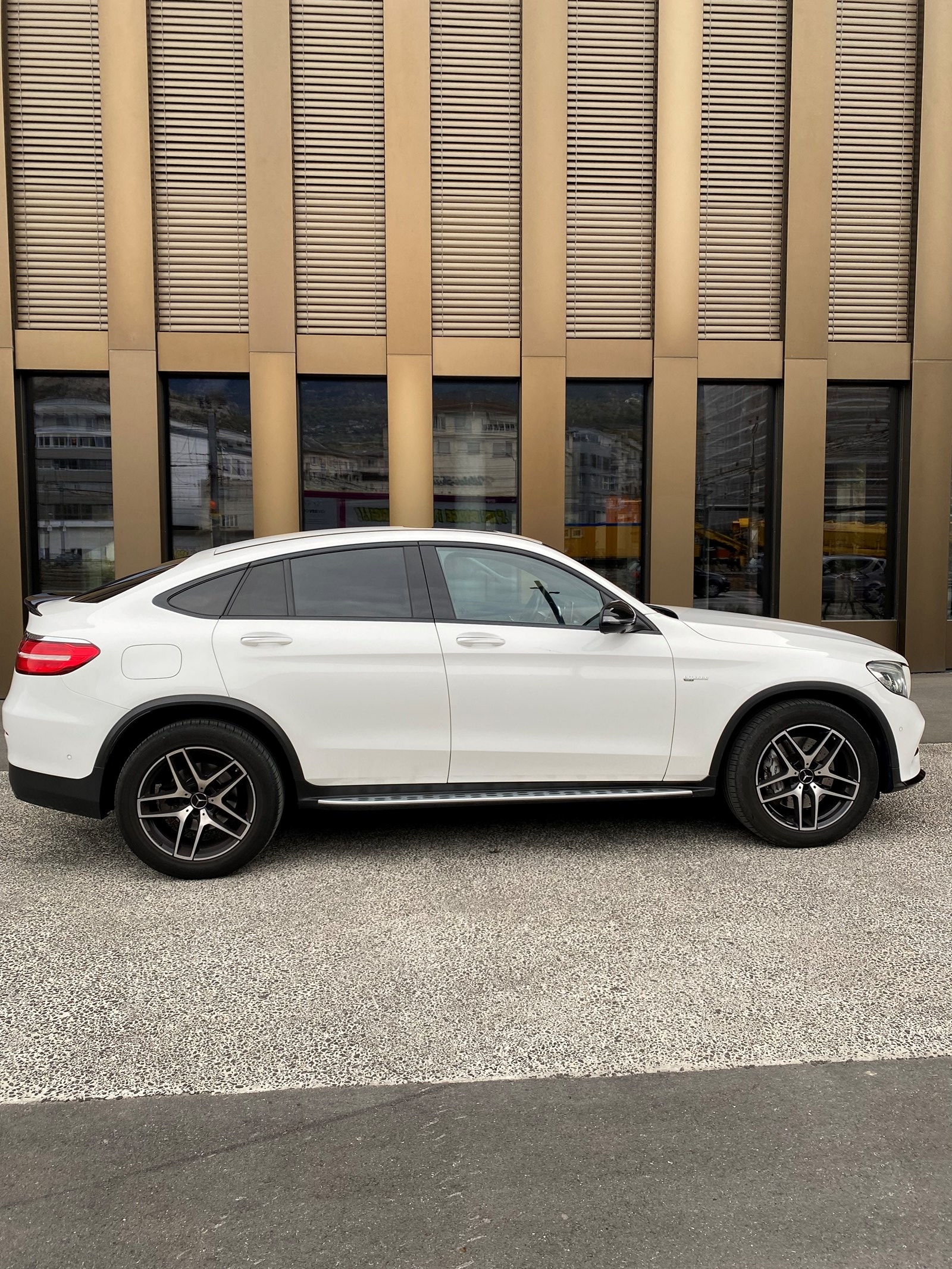 MERCEDES-BENZ GLC Coupé 43 AMG 4Matic 9G-Tronic-image-1
