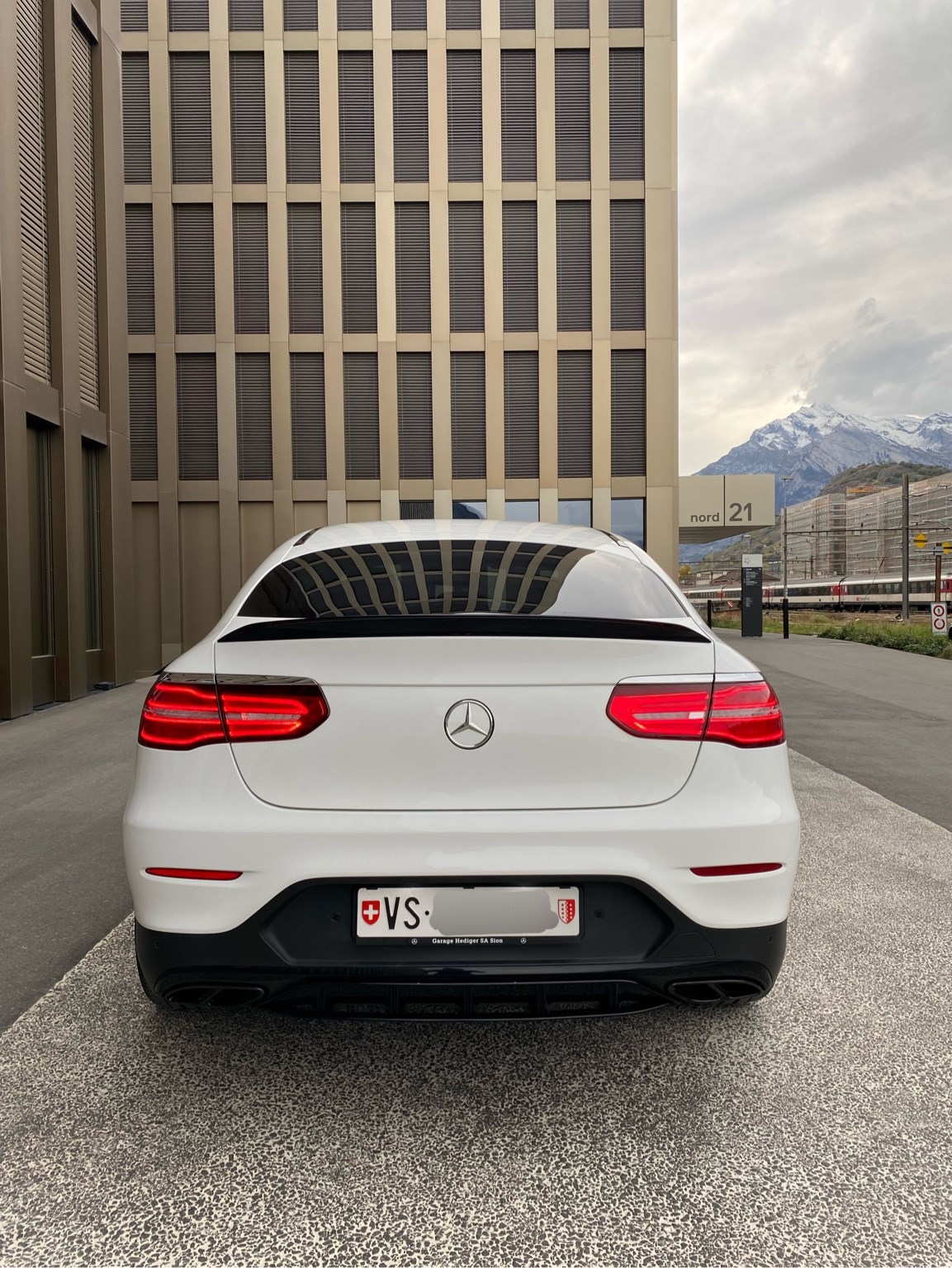 MERCEDES-BENZ GLC Coupé 43 AMG 4Matic 9G-Tronic-image-17