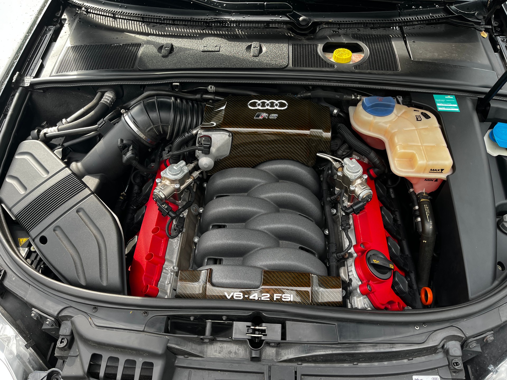 AUDI RS4 Avant 4.2 V8 quattro-image-3