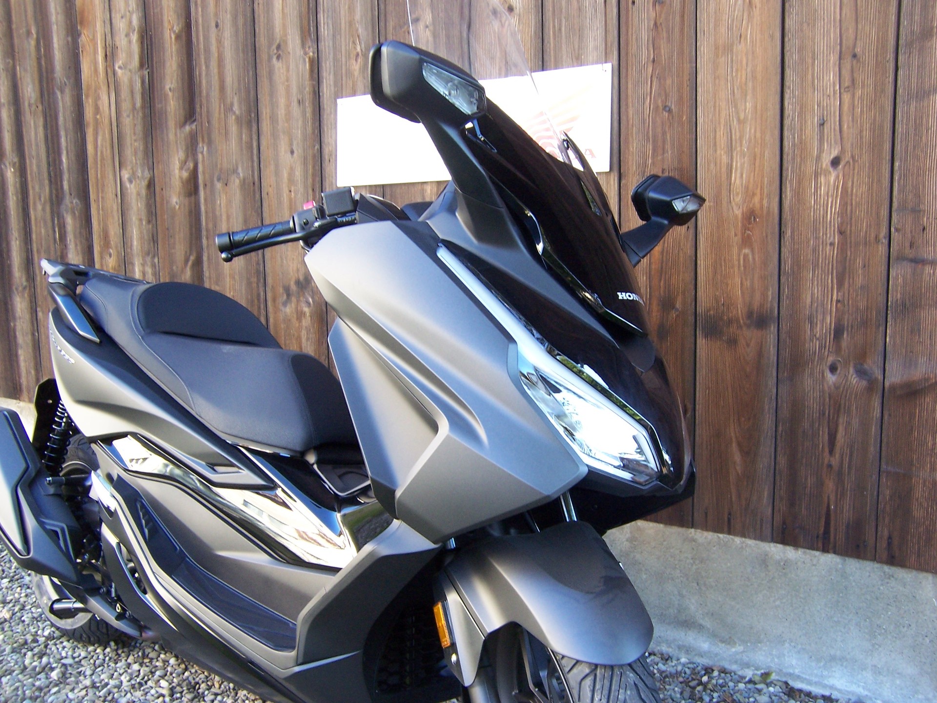 HONDA NSS 350 Smart Top Box-showroom-element-2