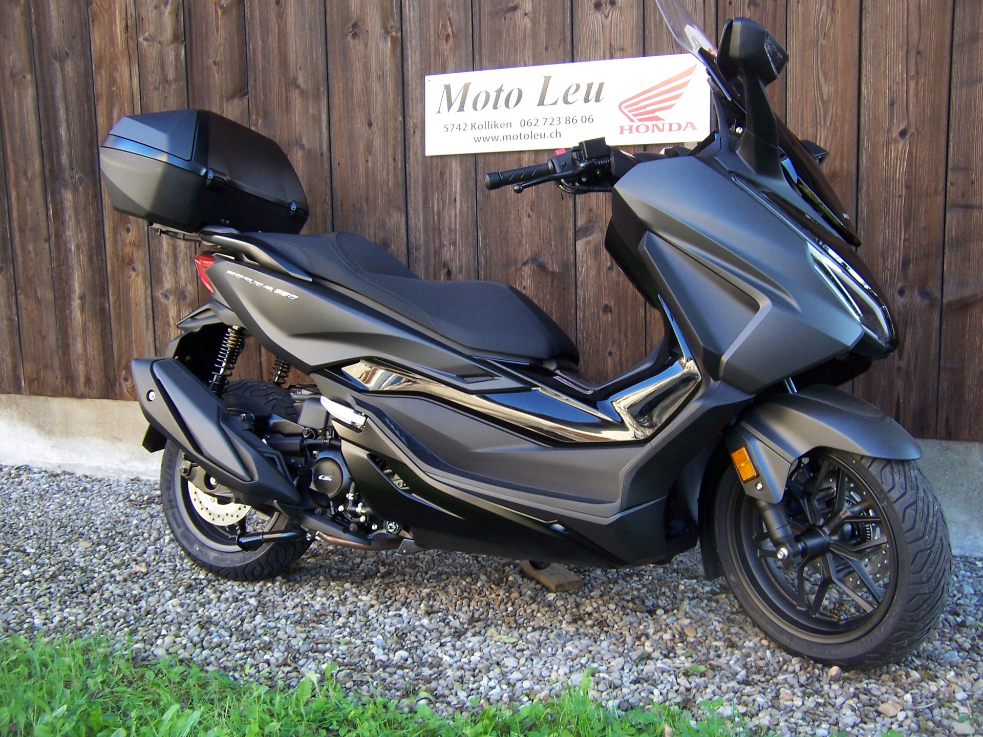 HONDA NSS 350 Smart Top Box-image-8
