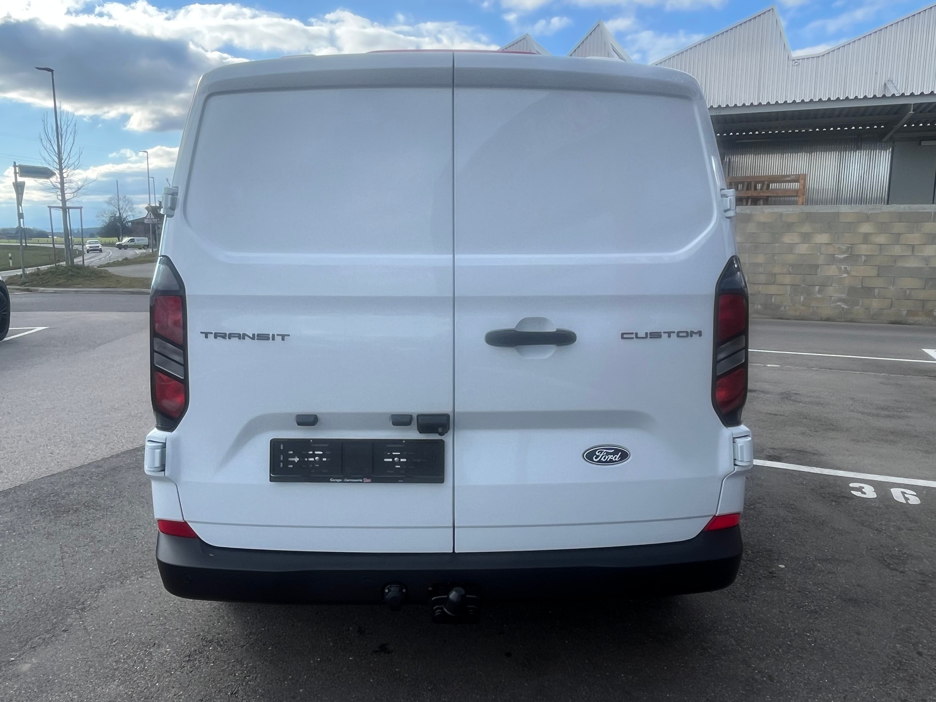 FORD Transit Custom Van 280 L1H1 Trend Automat-image-7