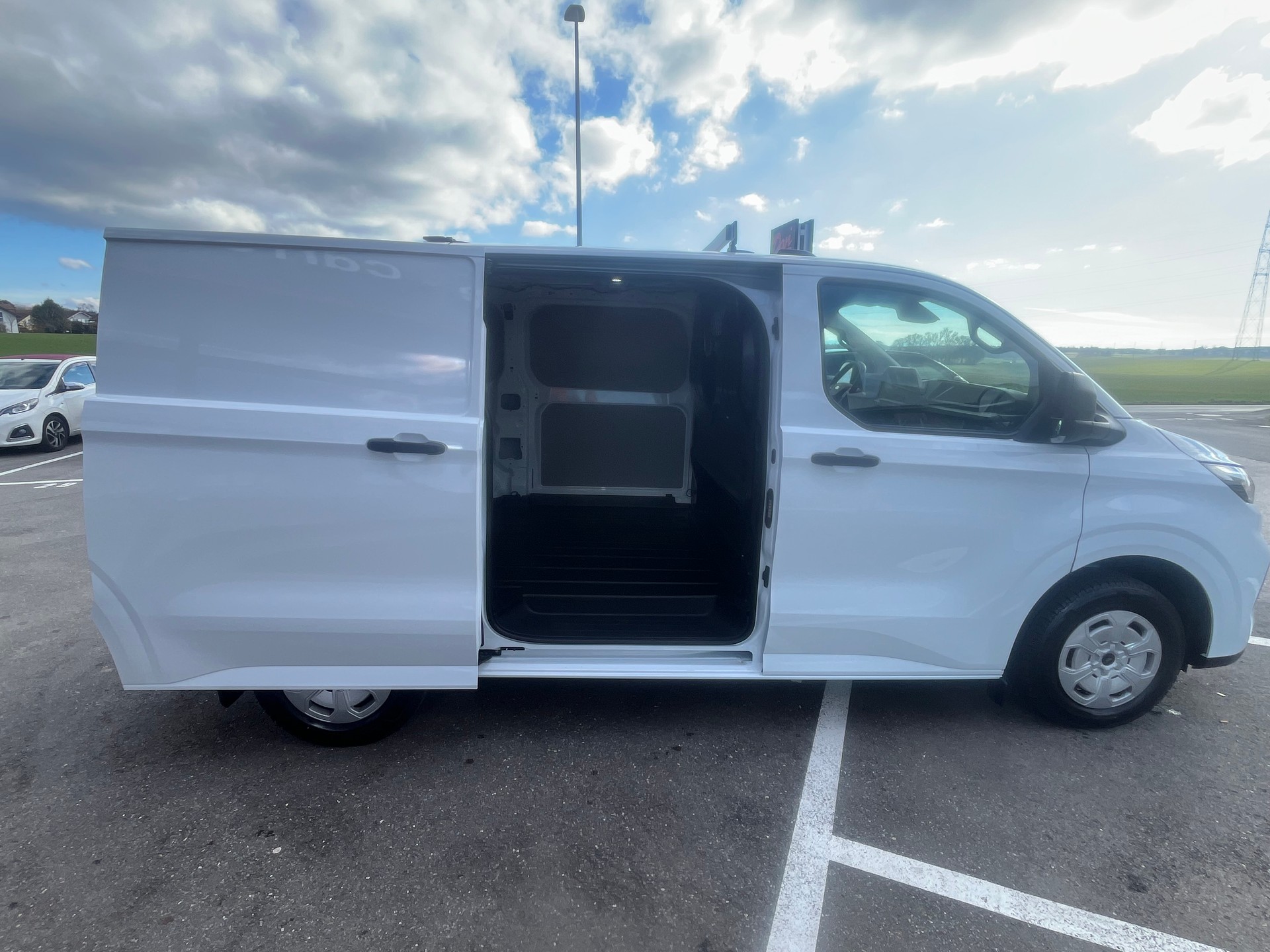 FORD Transit Custom Van 280 L1H1 Trend Automat-image-5