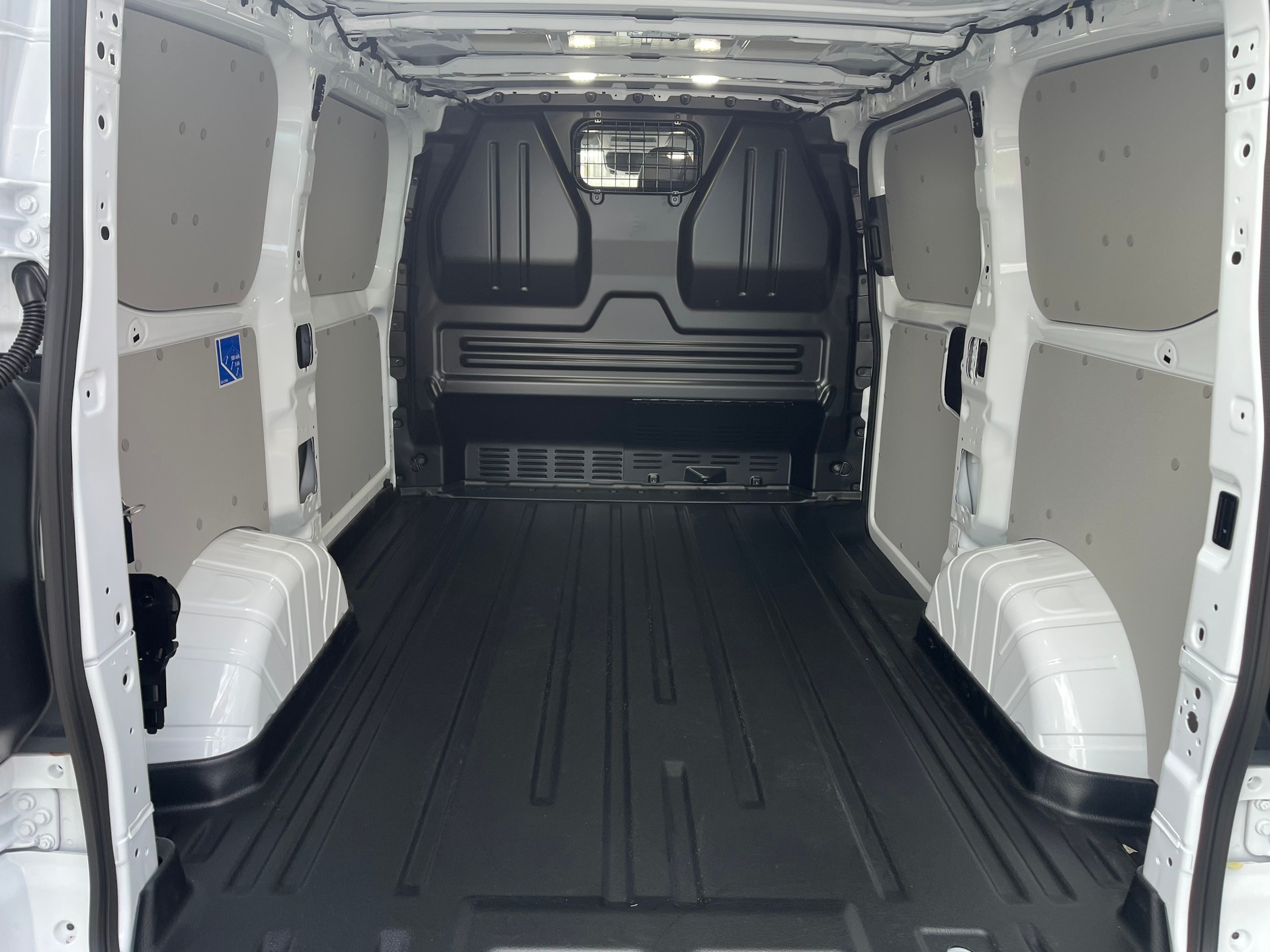 FORD Transit Custom Van 280 L1H1 Trend Automat-image-8