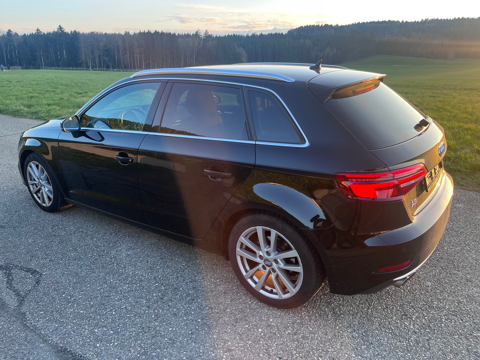 AUDI A3 Sportback 1.5 TFSI S-tronic Sport-image-1