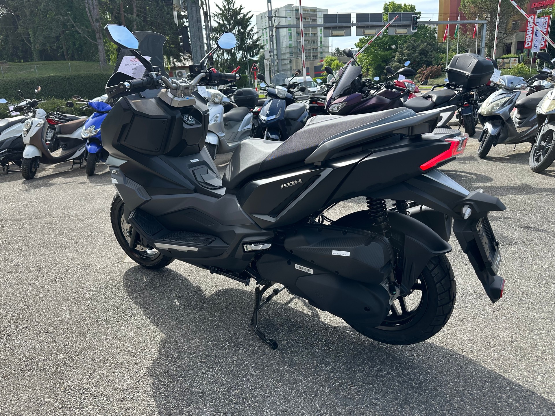SYM ADX 300-image-4