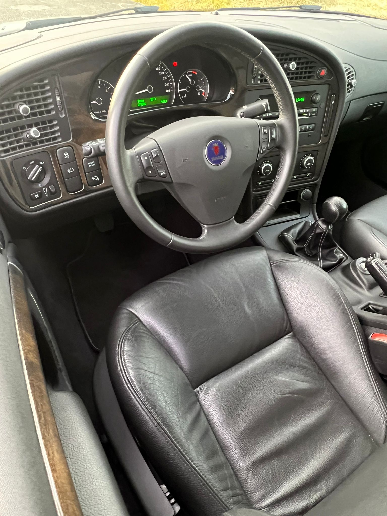 SAAB 9-5 2.3t-image-16