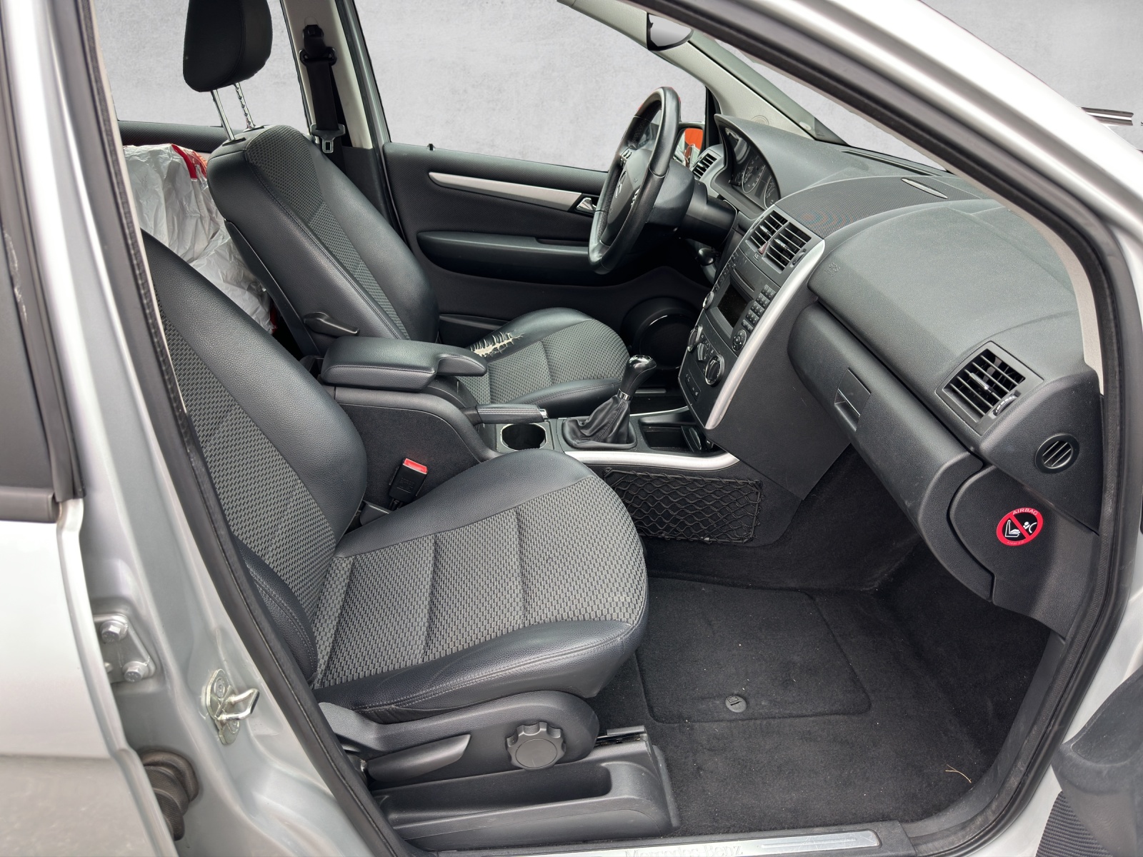 MERCEDES-BENZ A 180 (170) BlueEfficiency Classic-image-9
