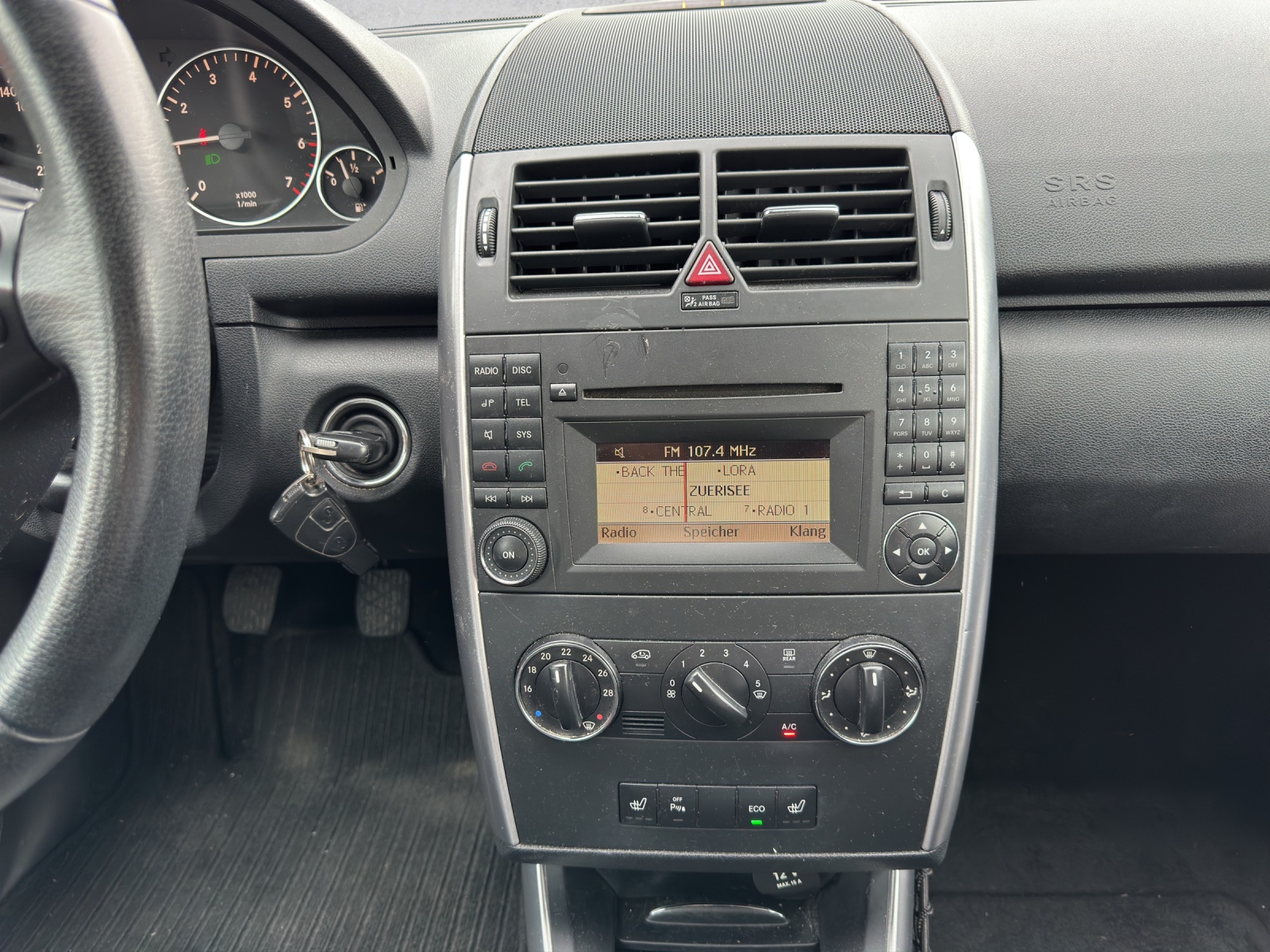 MERCEDES-BENZ A 180 (170) BlueEfficiency Classic-image-13