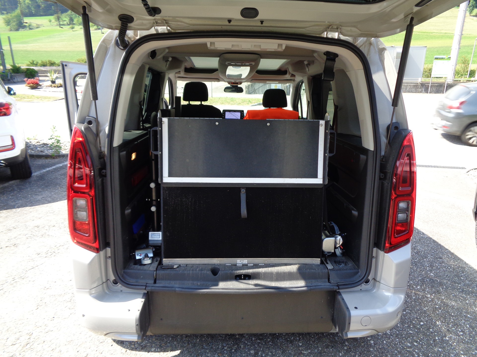 TOYOTA Proace City Verso 1.2 Trend Medium Automatik-image-10