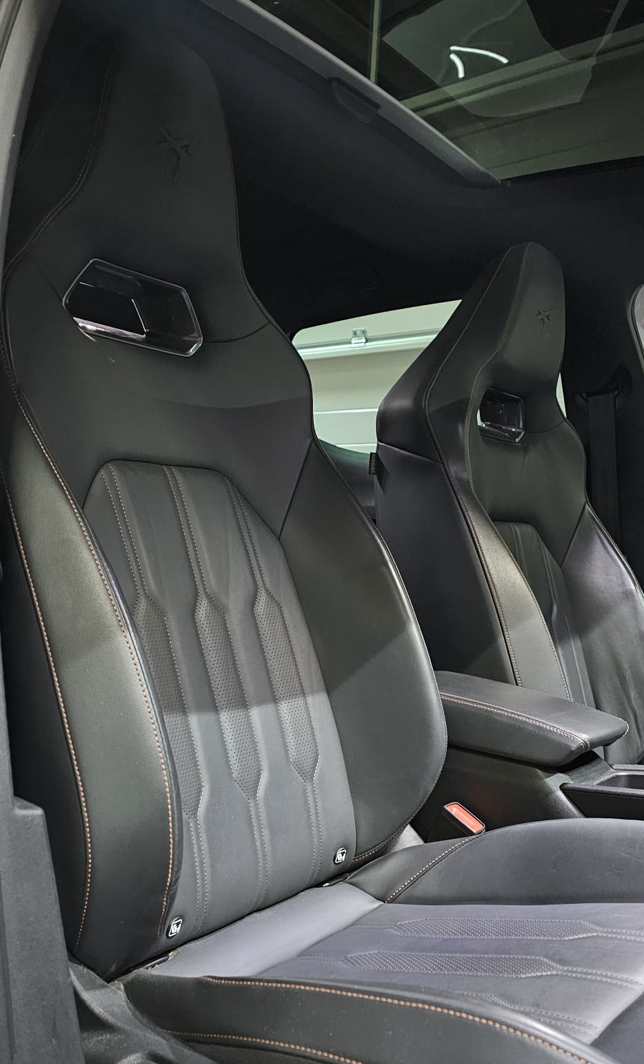 CUPRA LEON VZ 2.0 TSI DSG mit *Panoramadach*-image-22