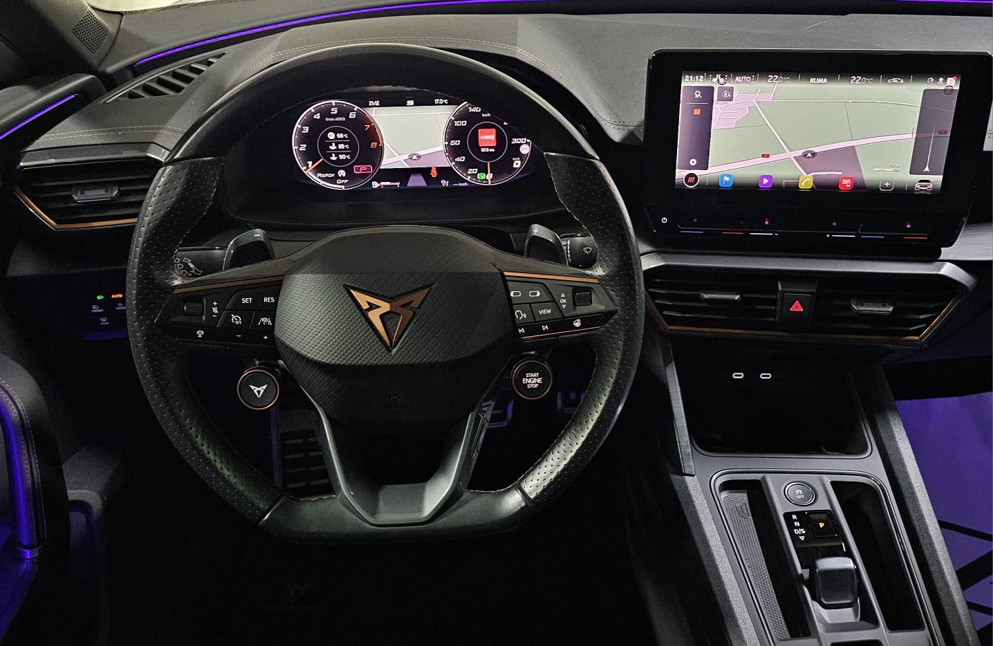 CUPRA LEON VZ 2.0 TSI DSG mit *Panoramadach*-image-12