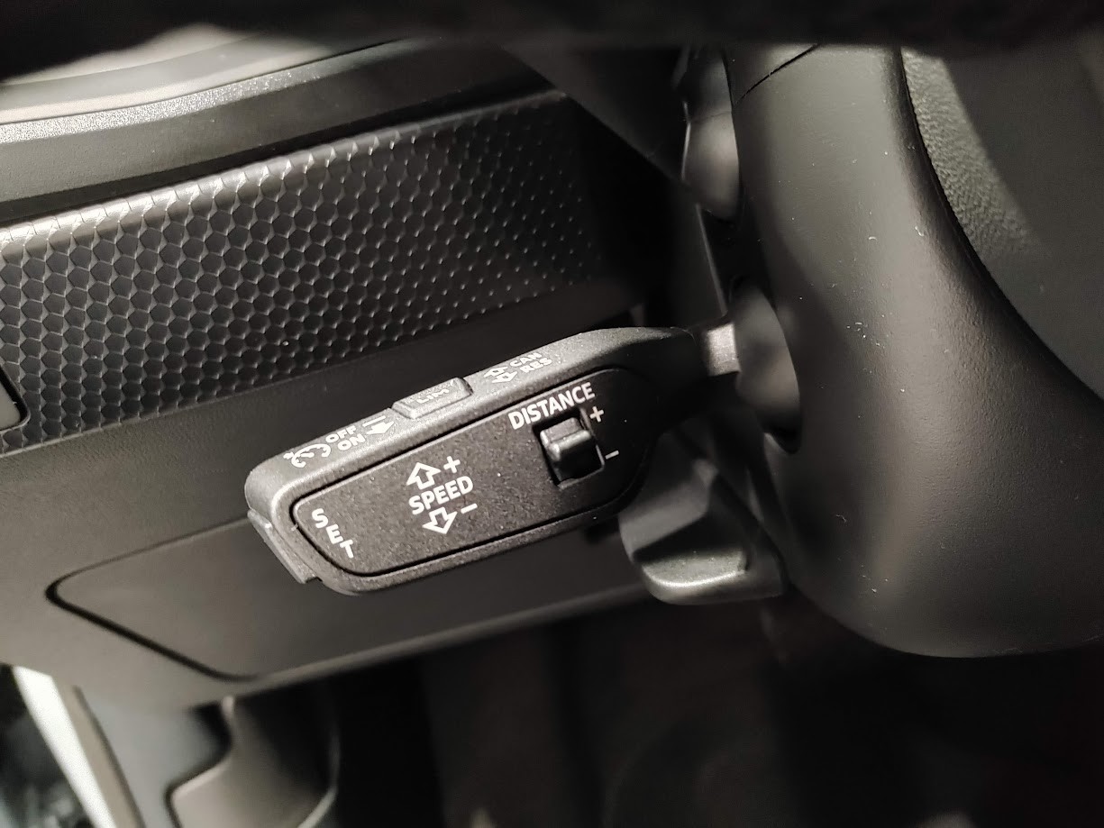 AUDI A1 Sportback 30 TFSI Attraction S-tronic-image-5