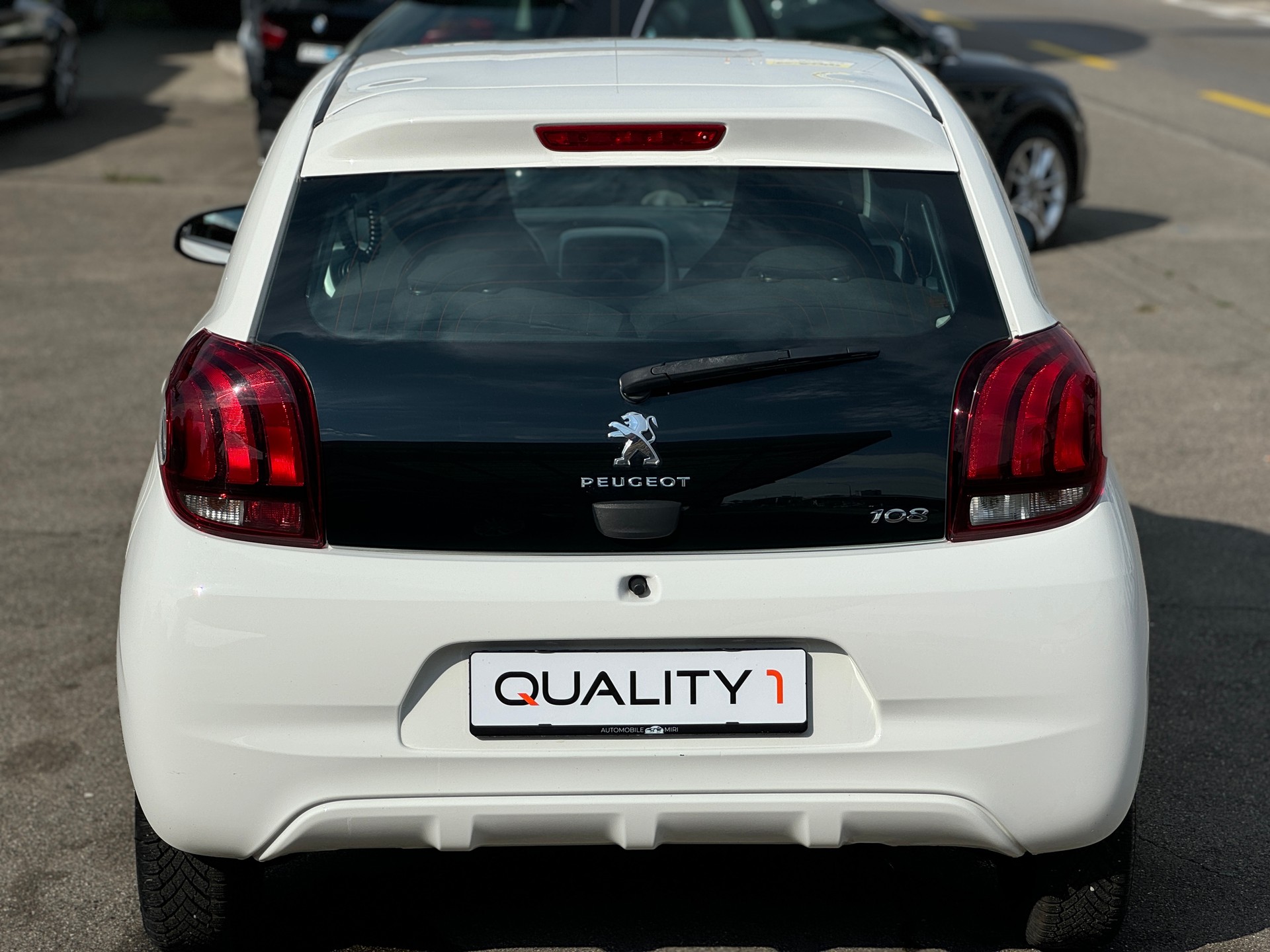 PEUGEOT 108 1.0 VTi Allure ETG-image-5