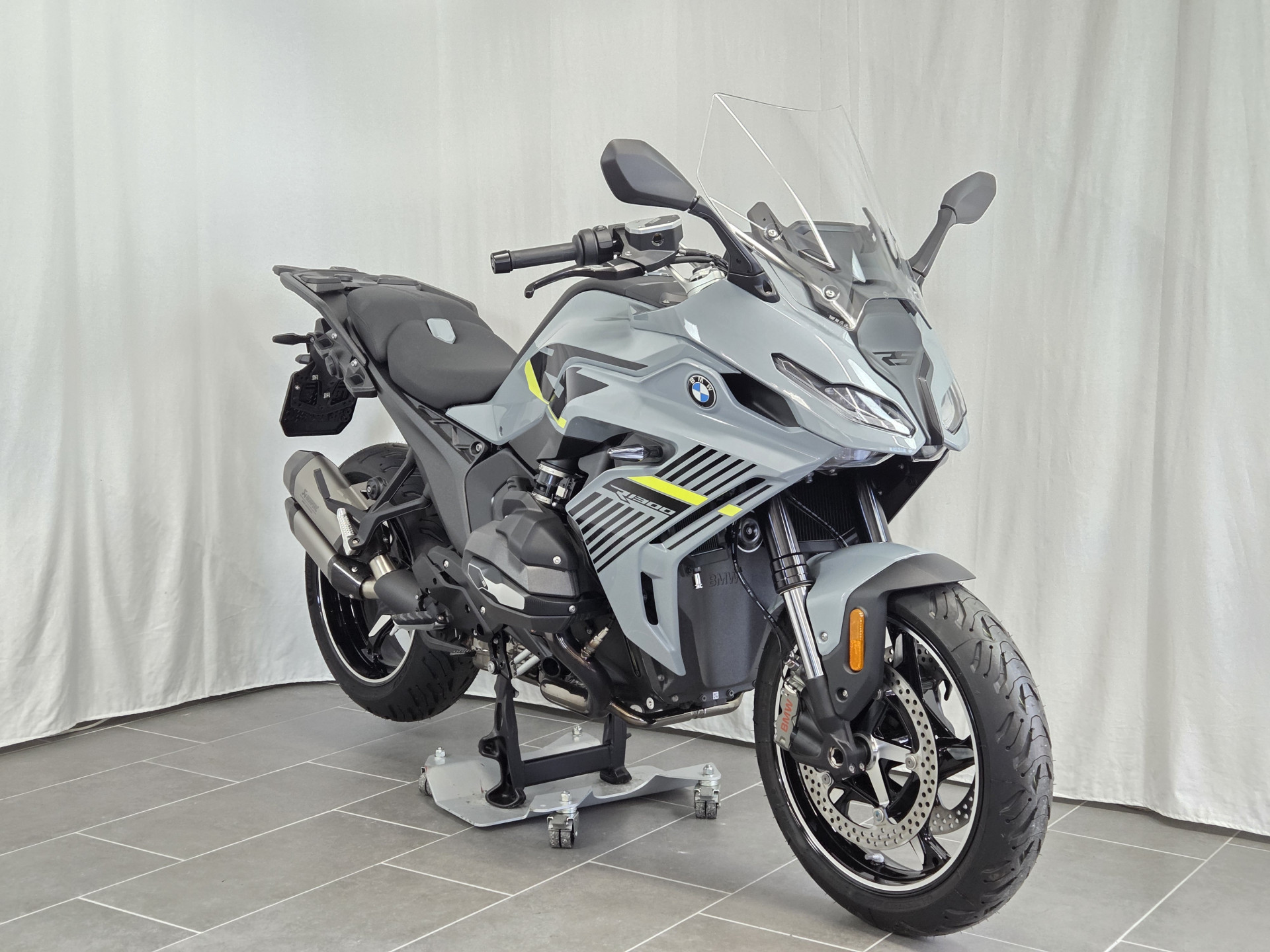 BMW R 1300 RS Boxer Bonus CHF 1'500 für Verträge bis 30.09.26-showroom-element-1