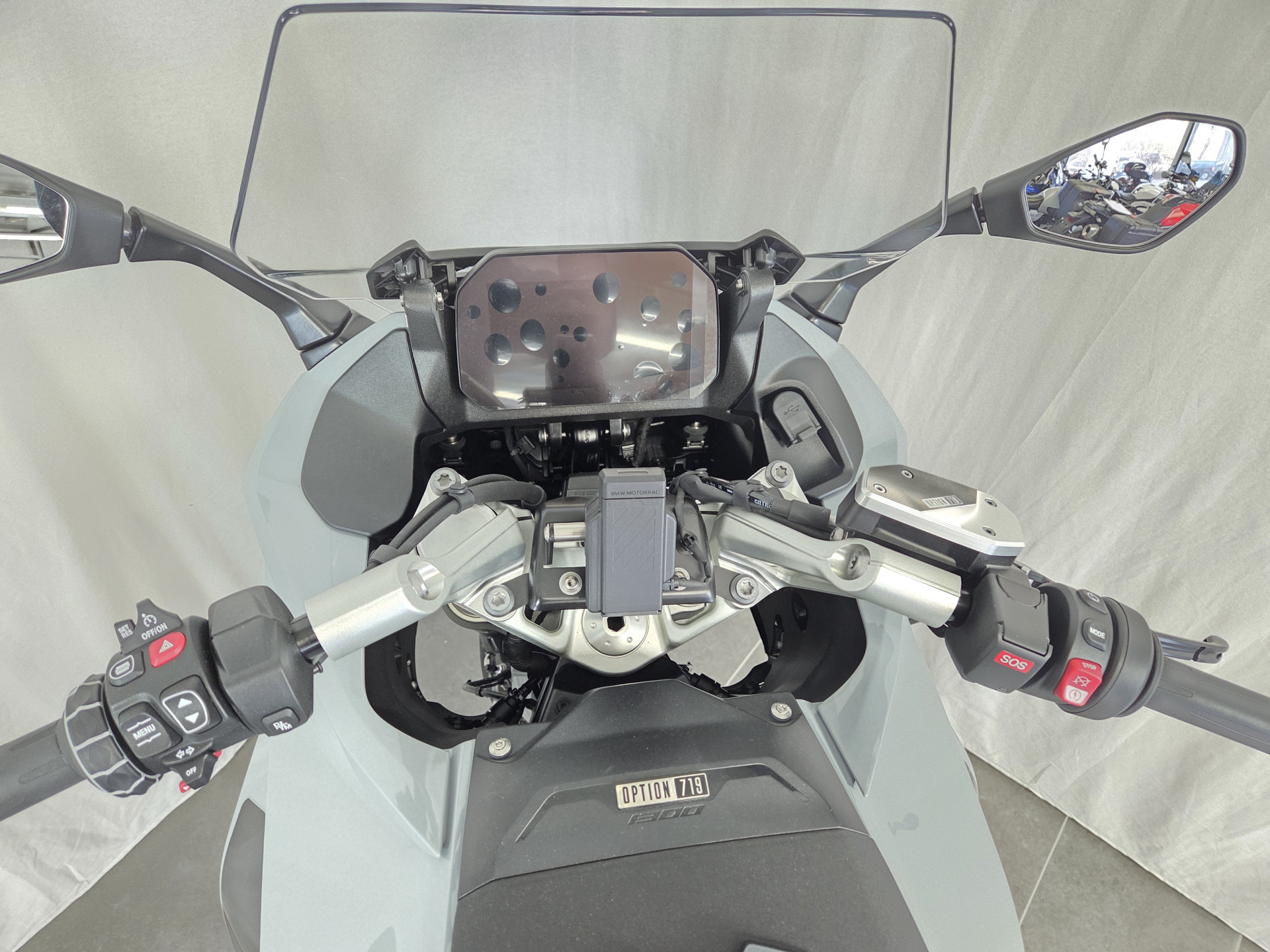 BMW R 1300 RS Boxer Bonus CHF 1'500 für Verträge bis 30.09.26-image-4