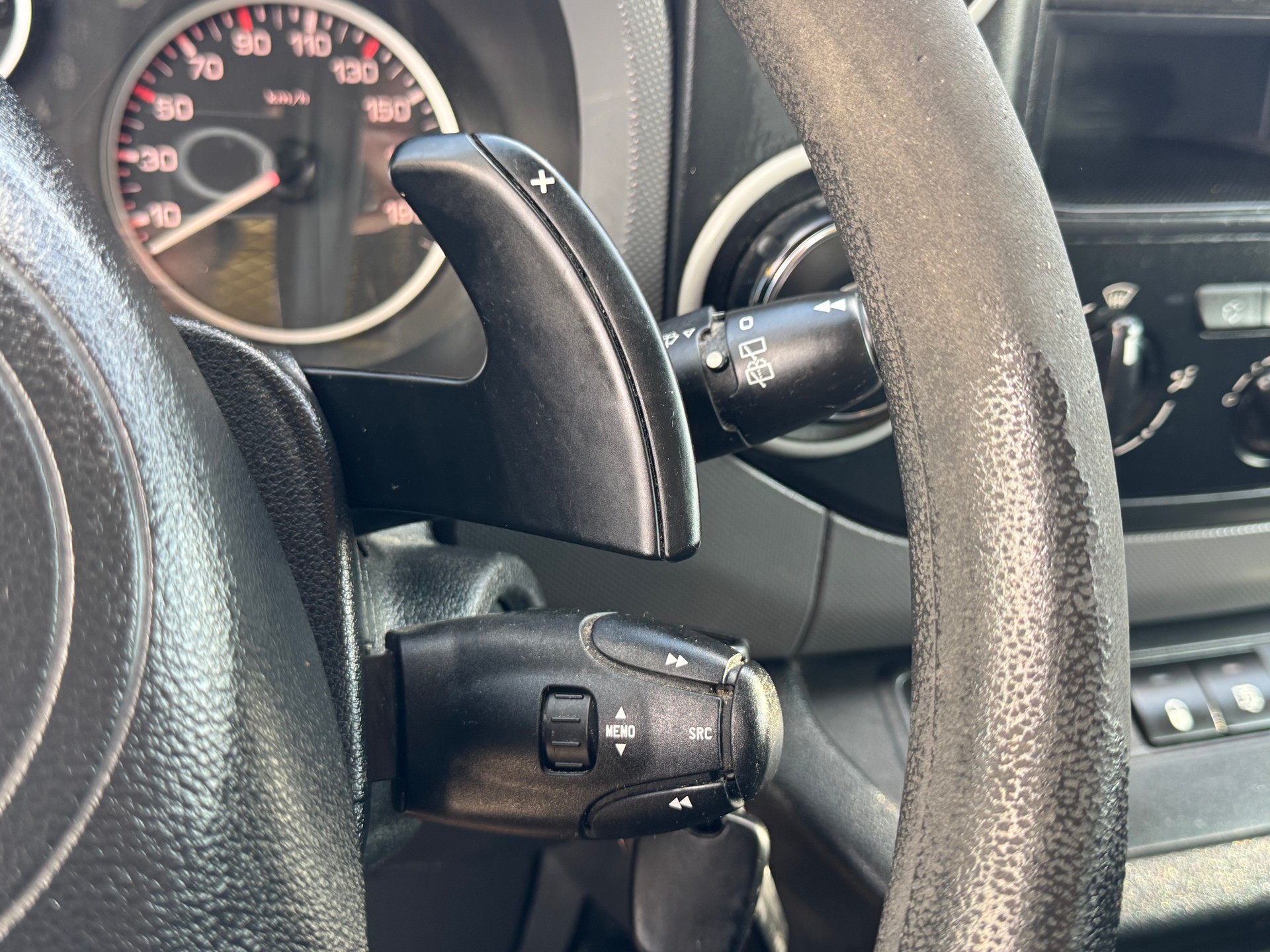 CITROEN Berlingo 1.6 e-HDi 90 Business ETG6-image-10