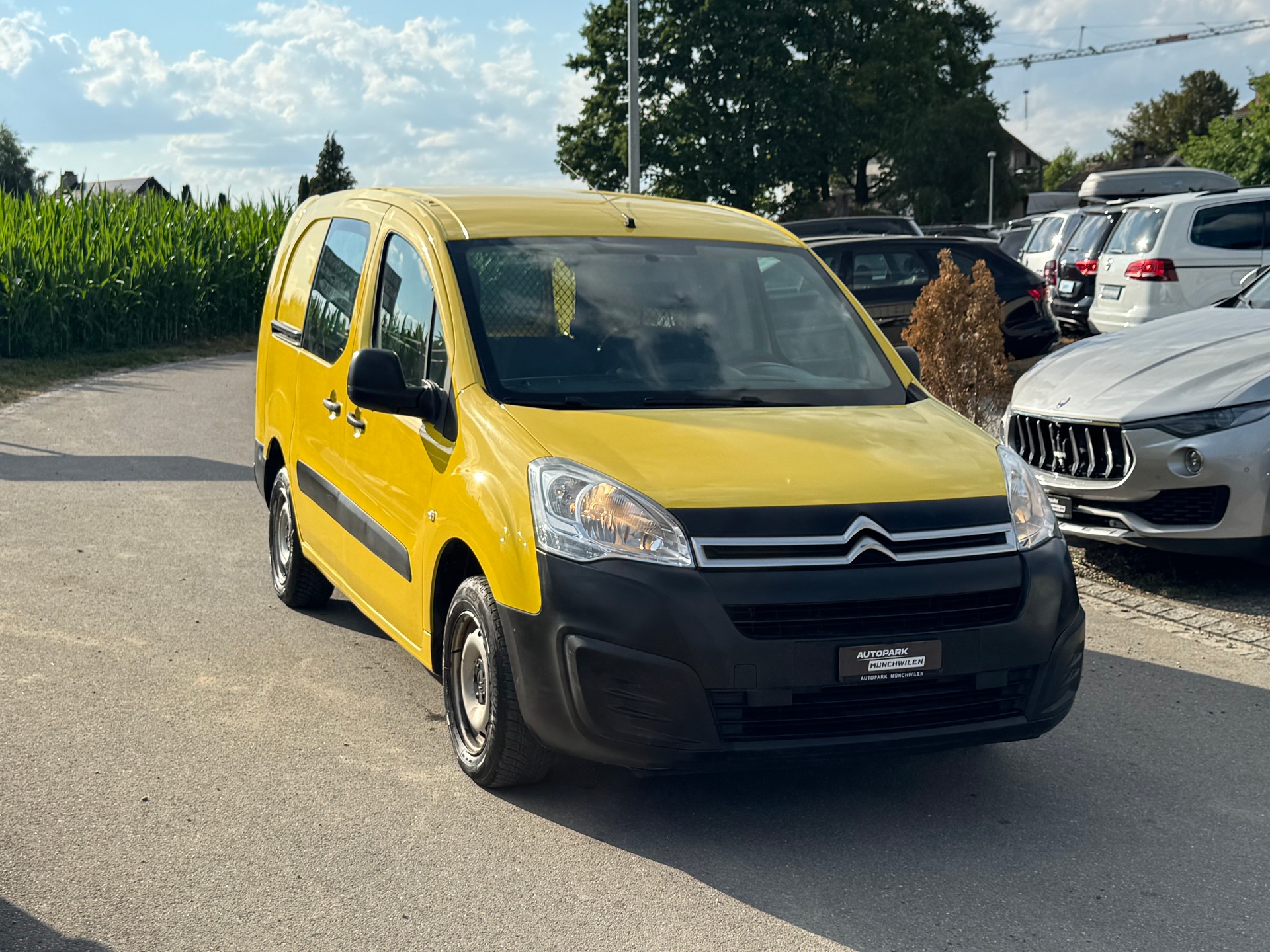 CITROEN Berlingo 1.6 e-HDi 90 Business ETG6-image-1