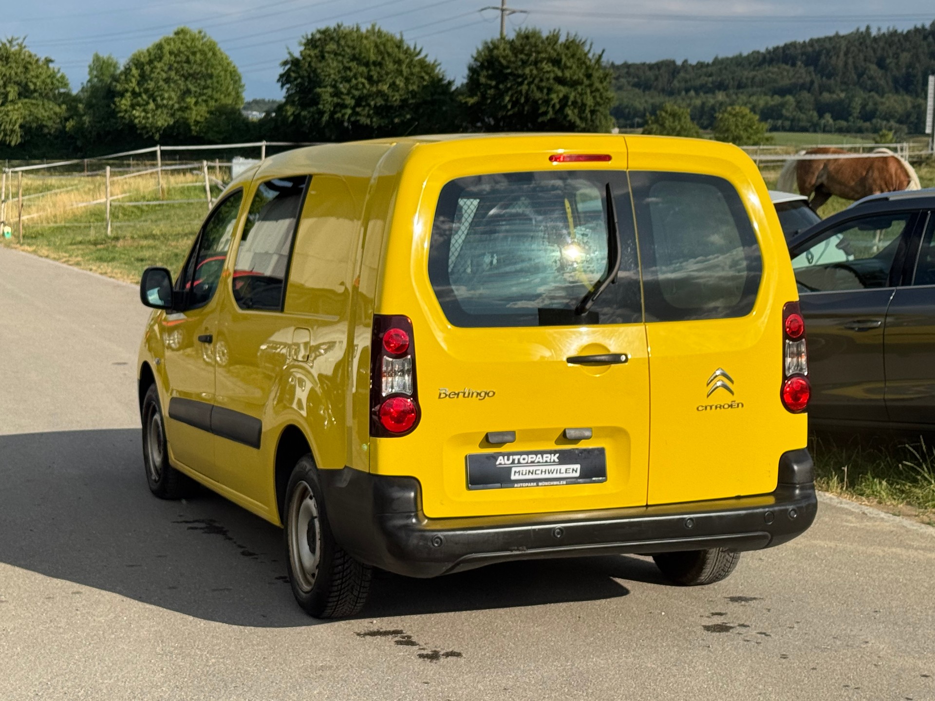 CITROEN Berlingo 1.6 e-HDi 90 Business ETG6-image-3
