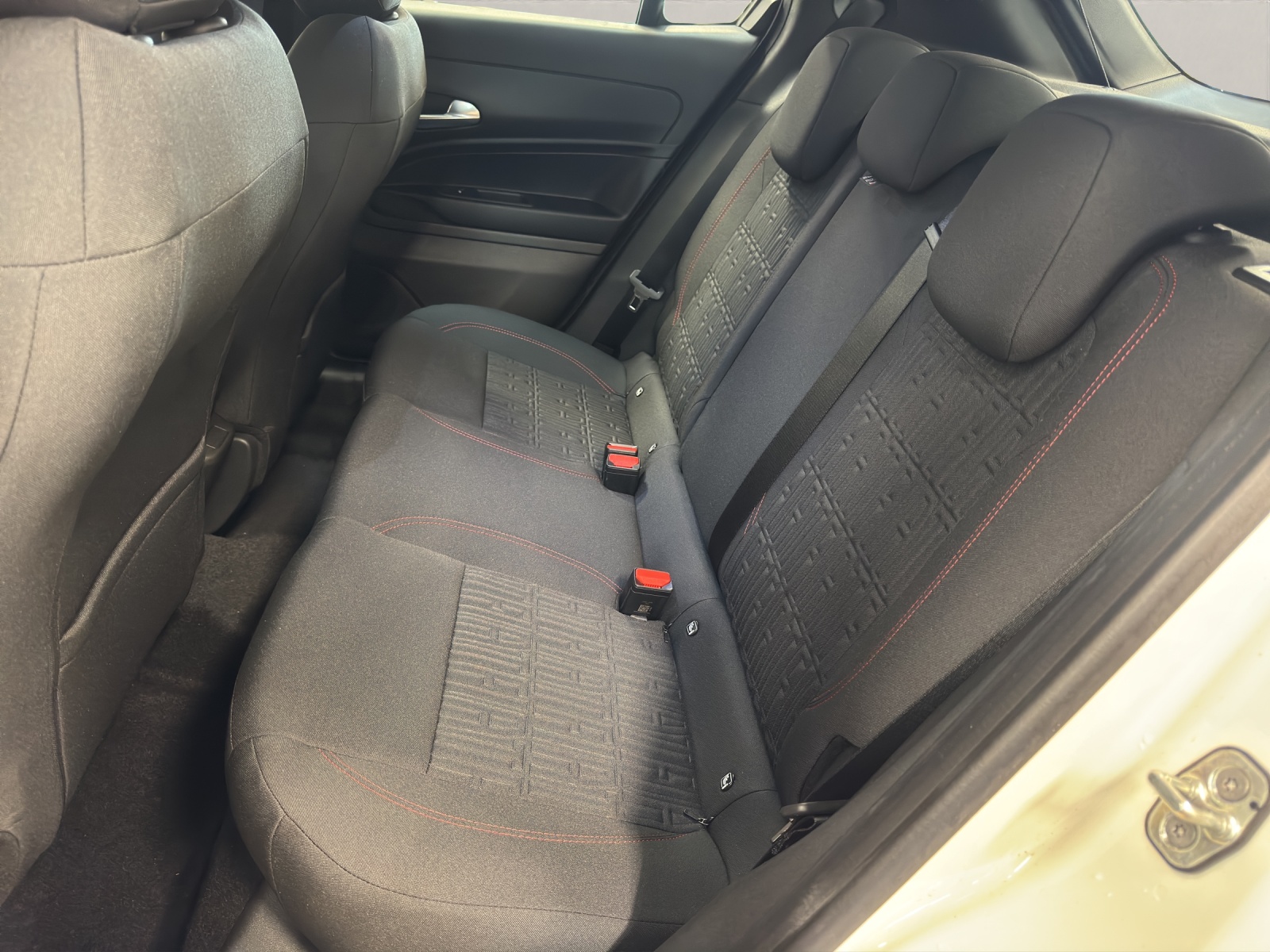 FIAT 600 Red-image-8