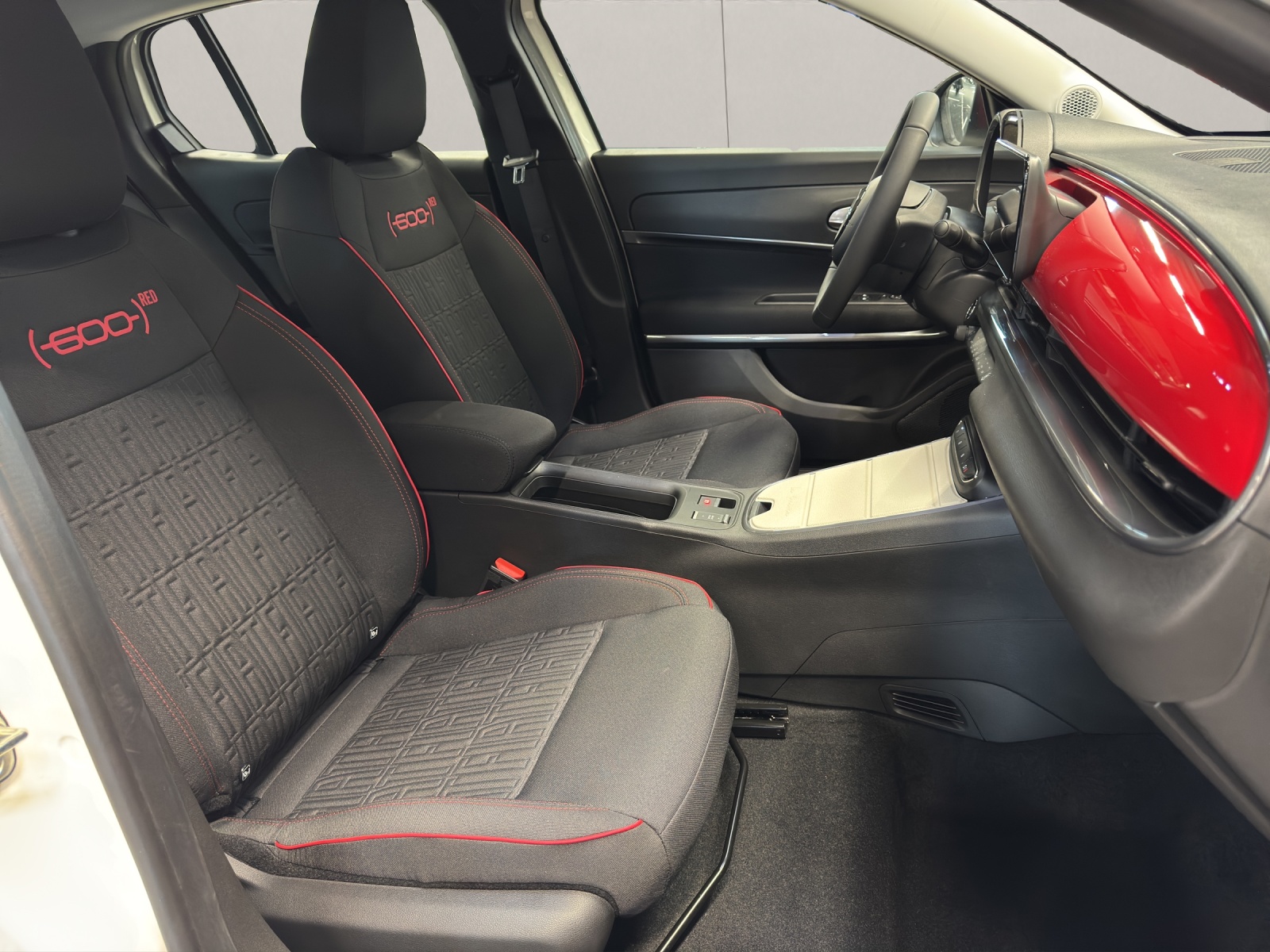 FIAT 600 Red-image-12