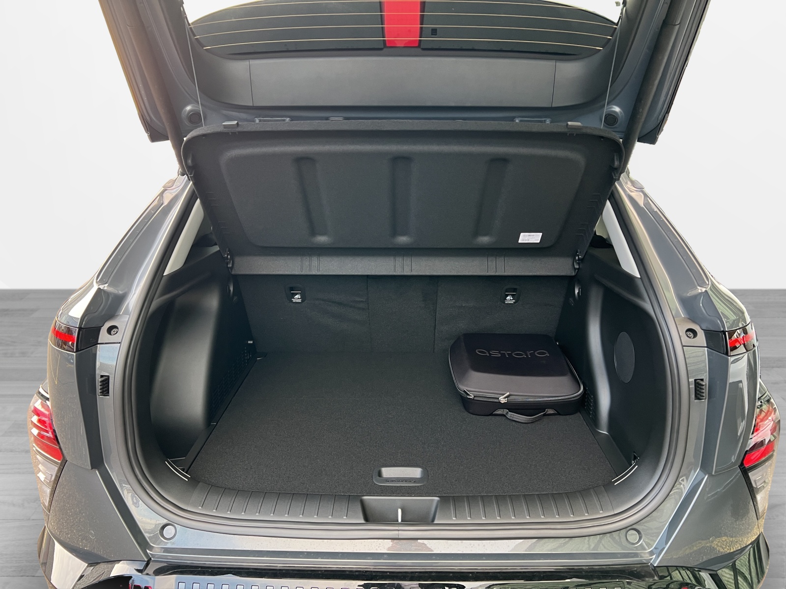 HYUNDAI Kona EV 65.4 kWh Vertex-image-8