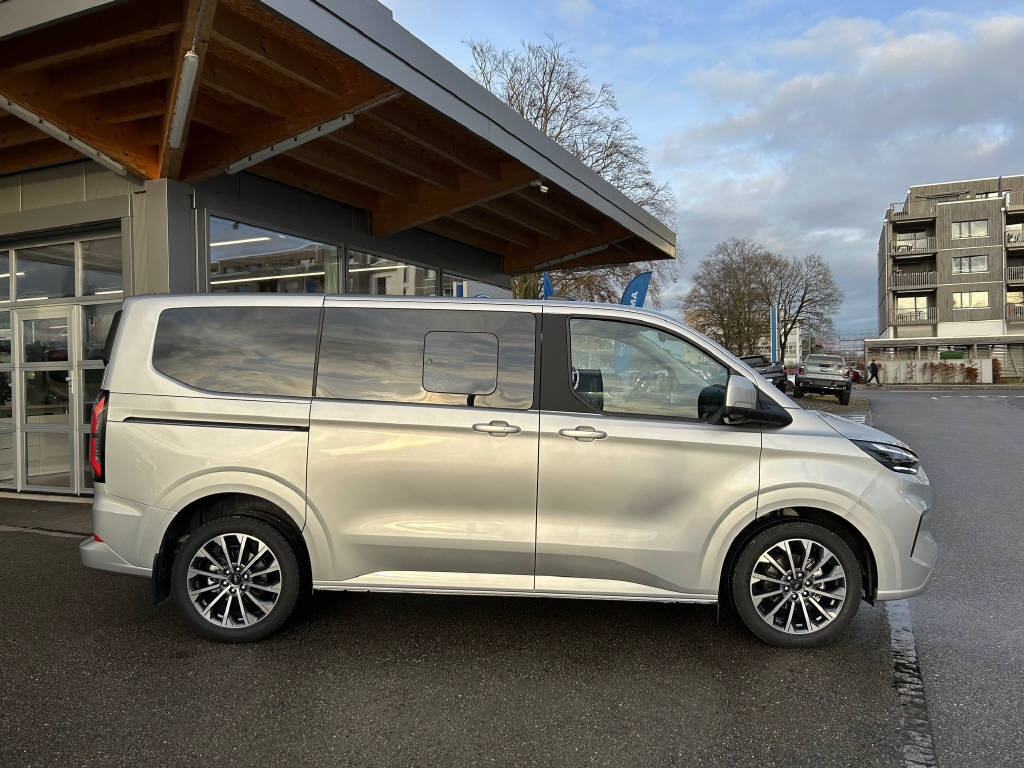 FORD Tourneo Bus 320 L1H1 Titanium X Automat-image-1