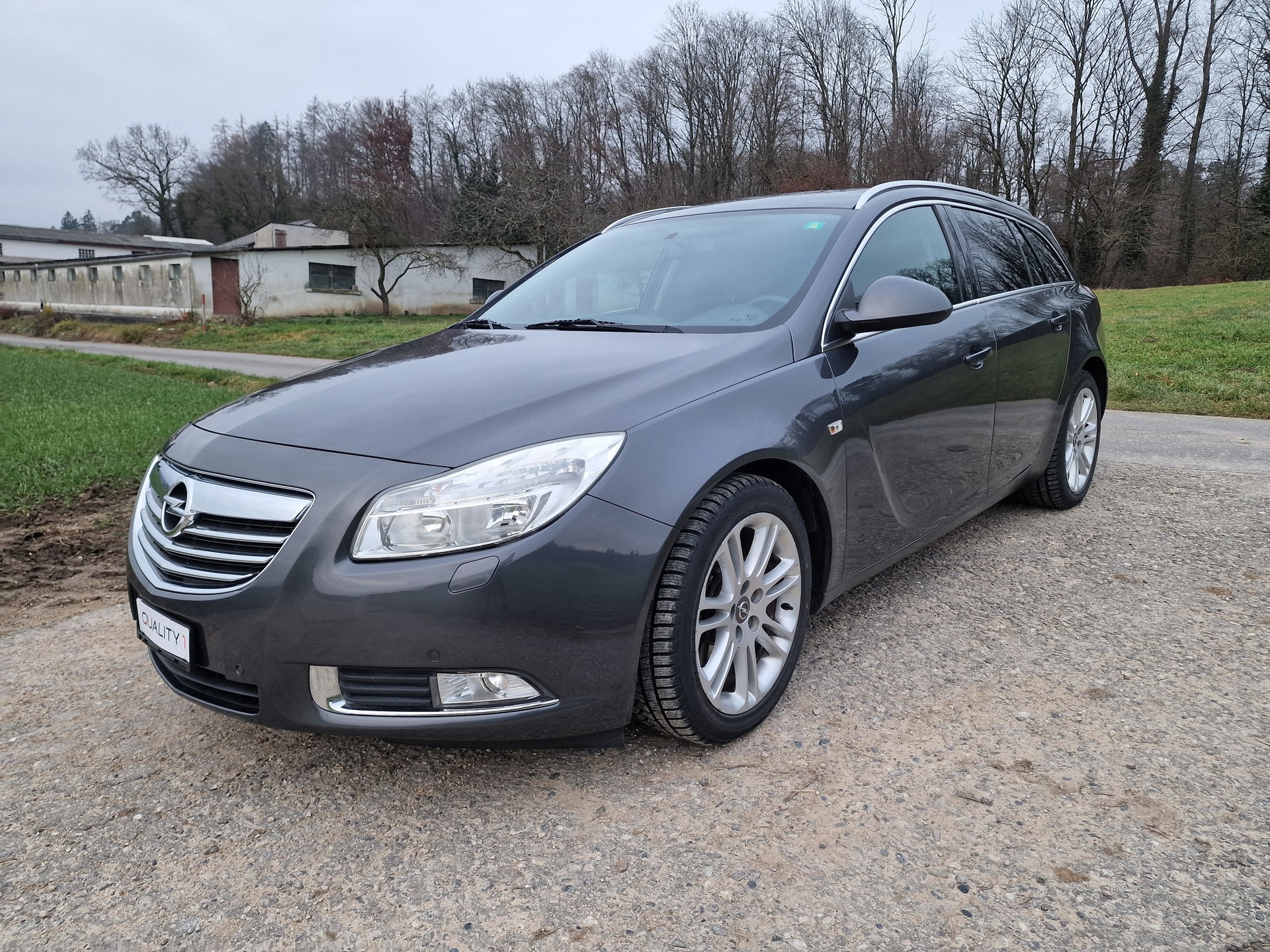 OPEL Insignia Sports Tourer 2.0 Turbo Cosmo Automatic-image-2